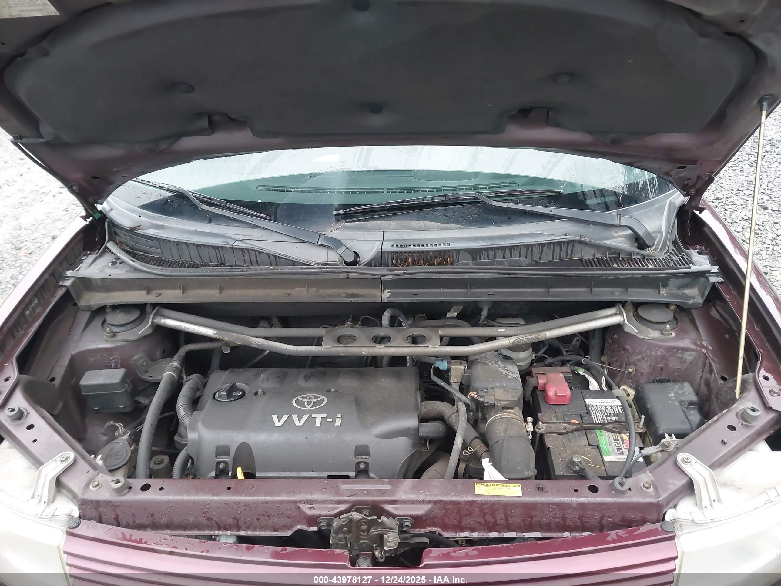 SCION XB image 10