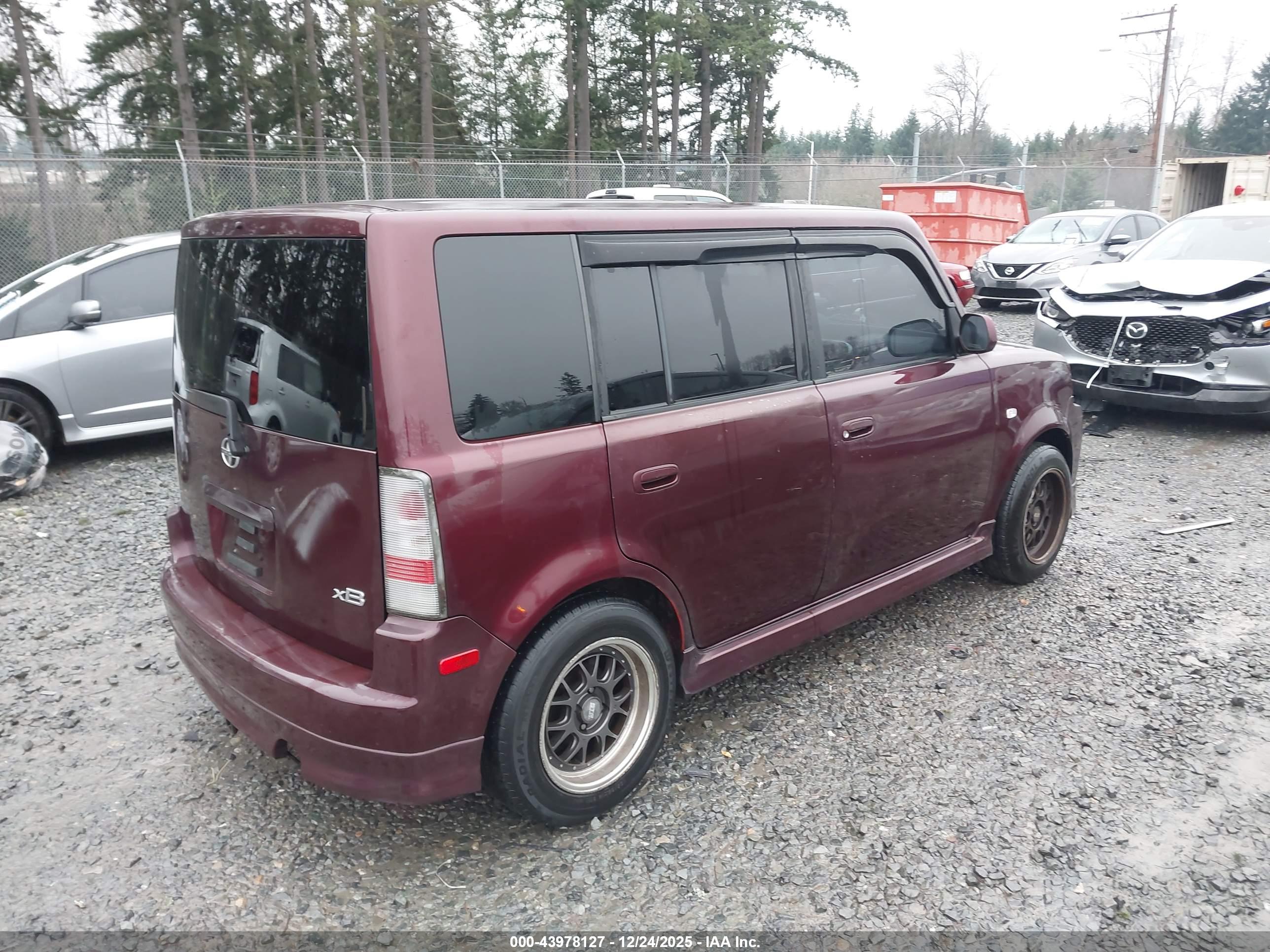 SCION XB image 4