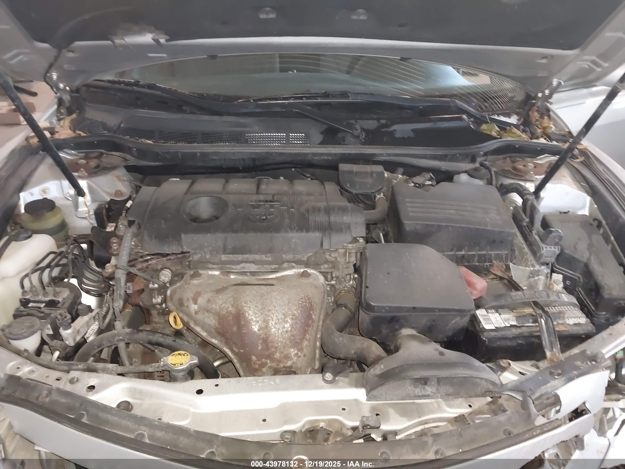 TOYOTA CAMRY image 10