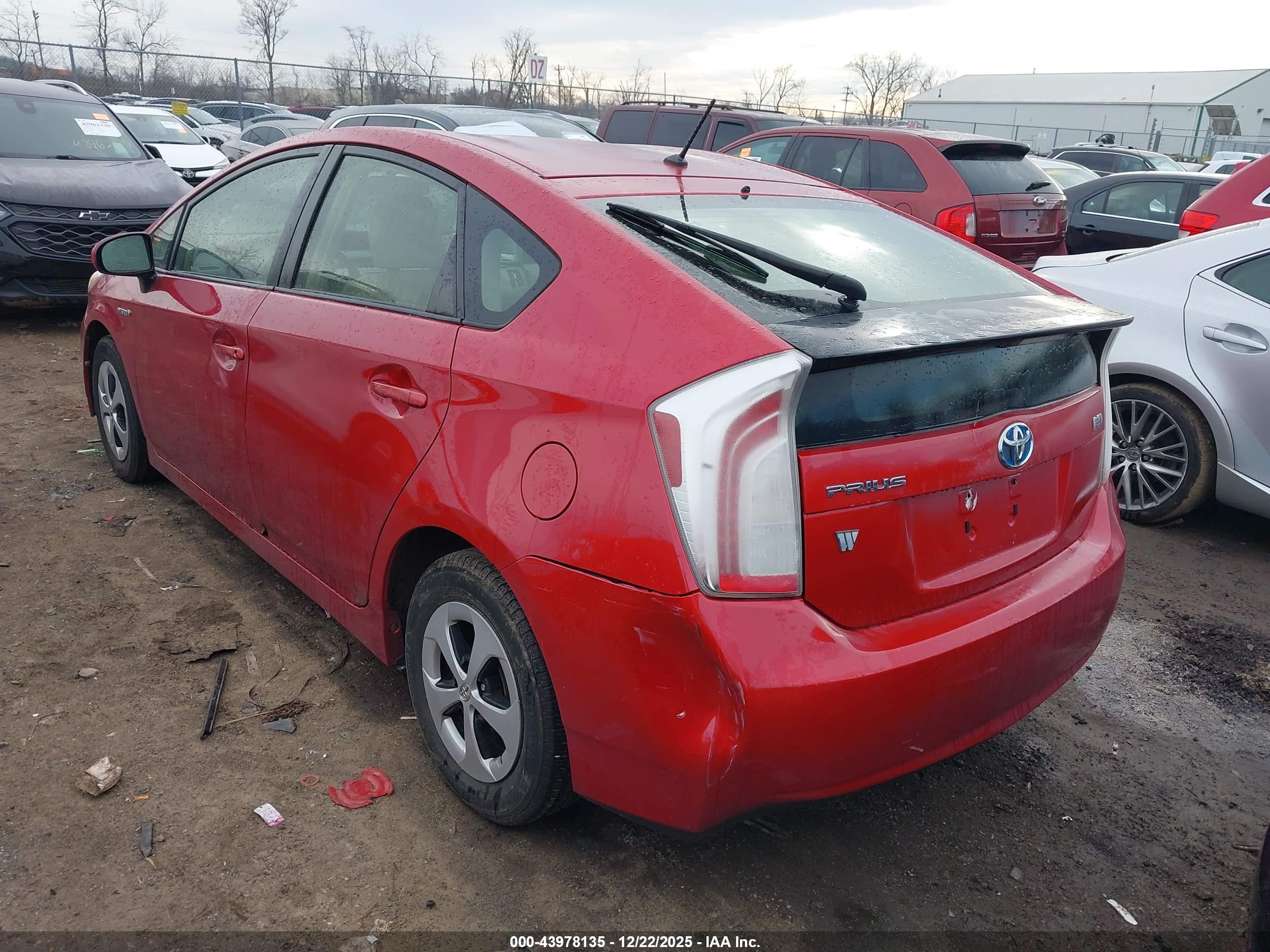 TOYOTA PRIUS image 3