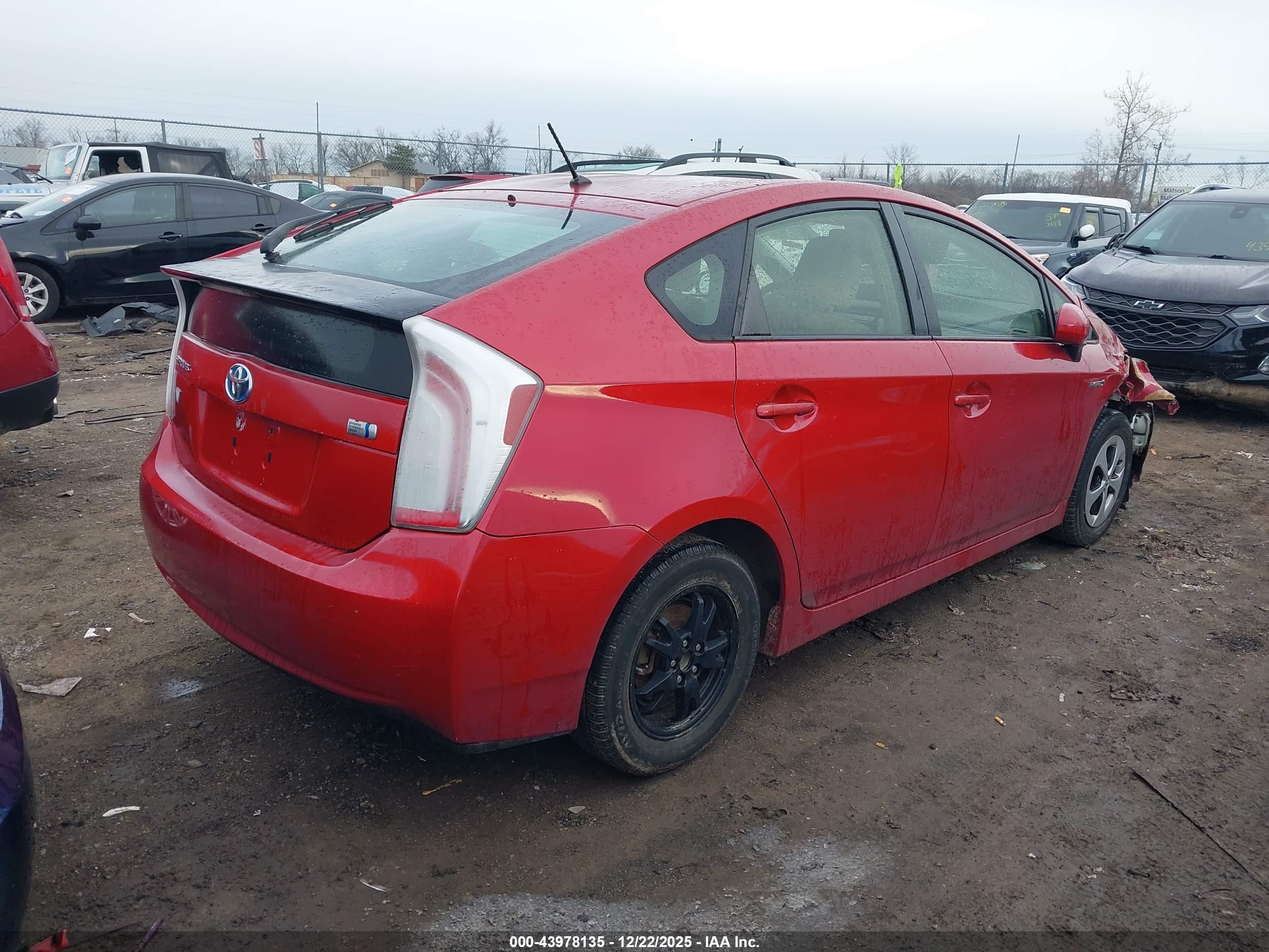 TOYOTA PRIUS image 4