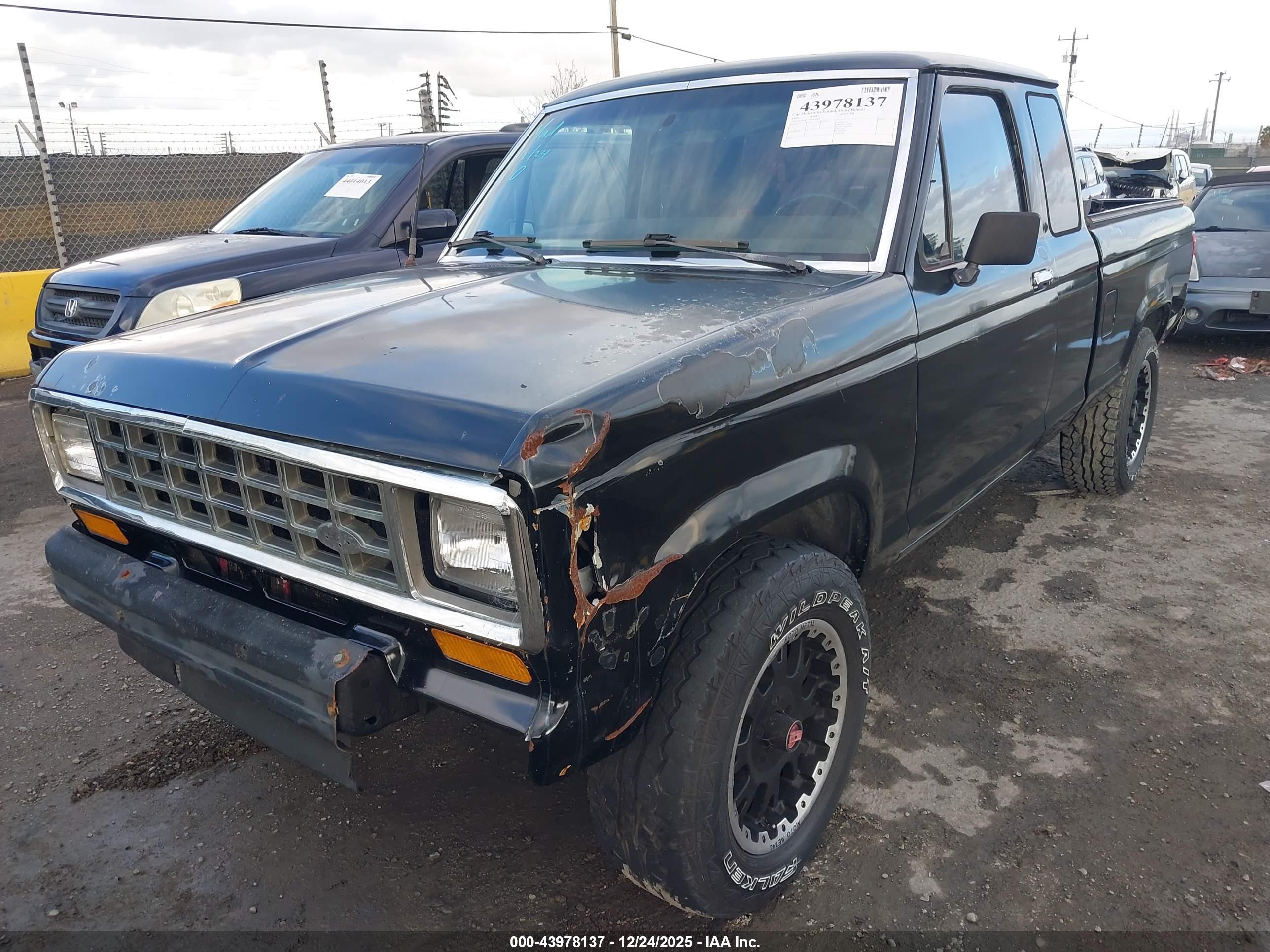 FORD RANGER image 6