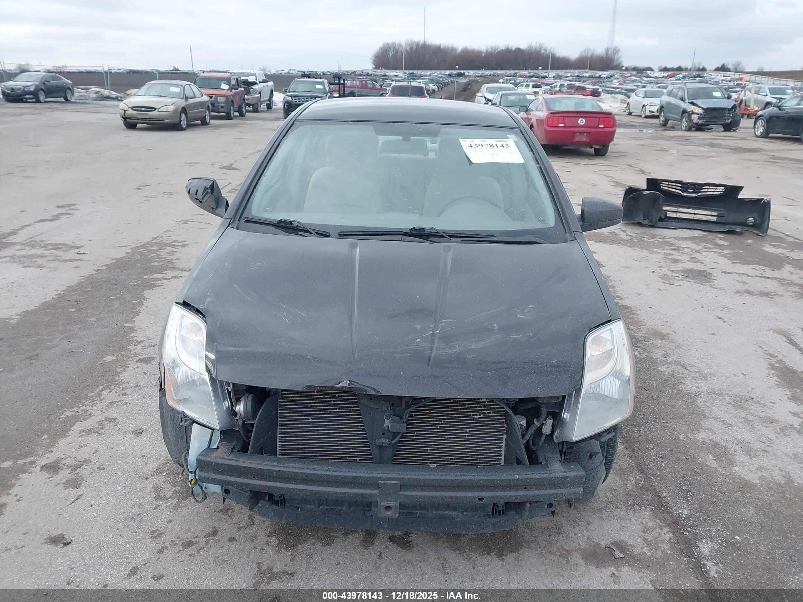 NISSAN SENTRA image 6