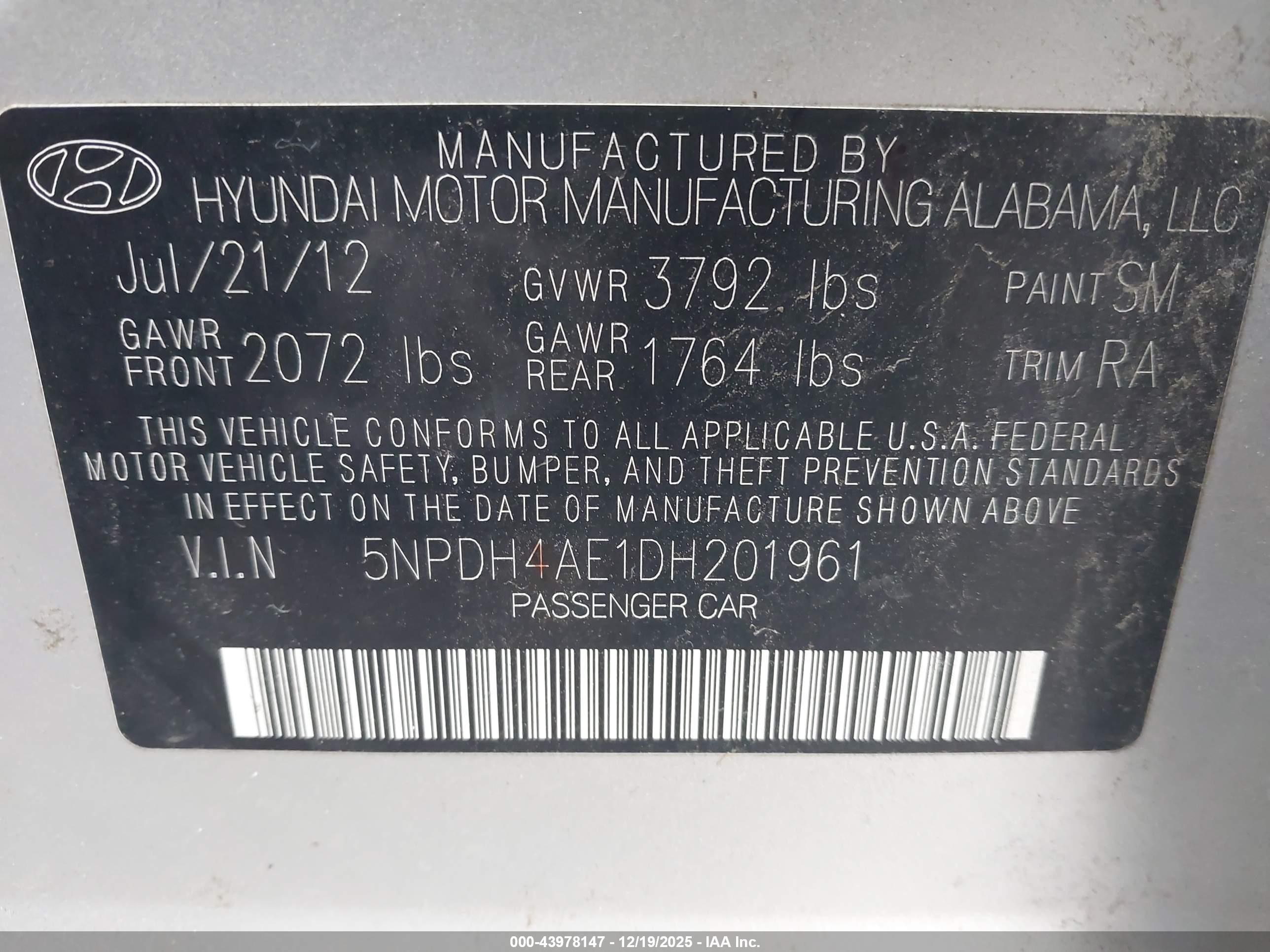 HYUNDAI ELANTRA image 9