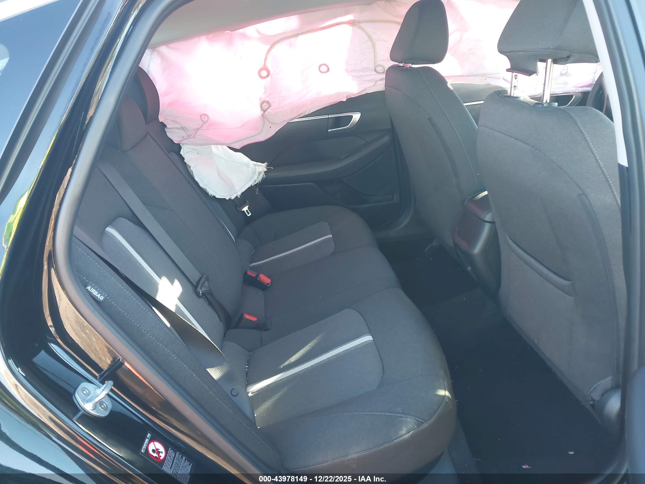 HYUNDAI SONATA image 8