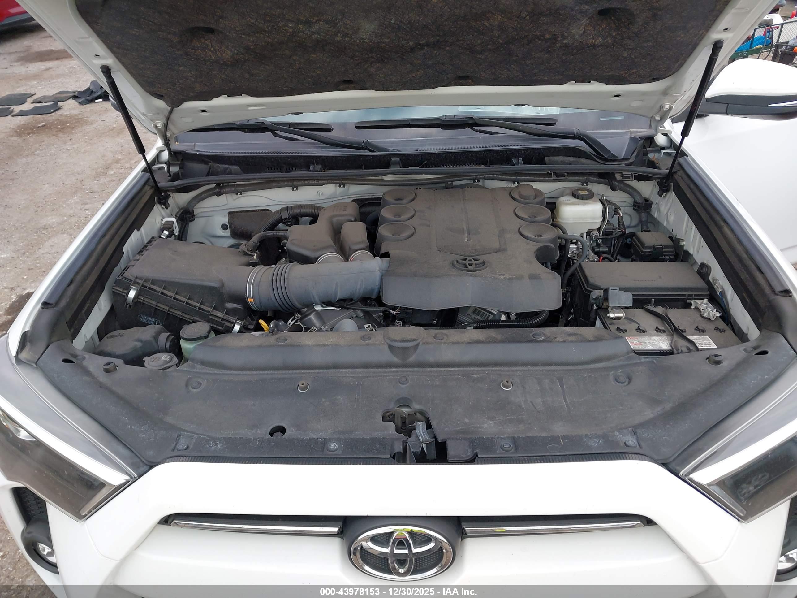 TOYOTA 4RUNNER image 10