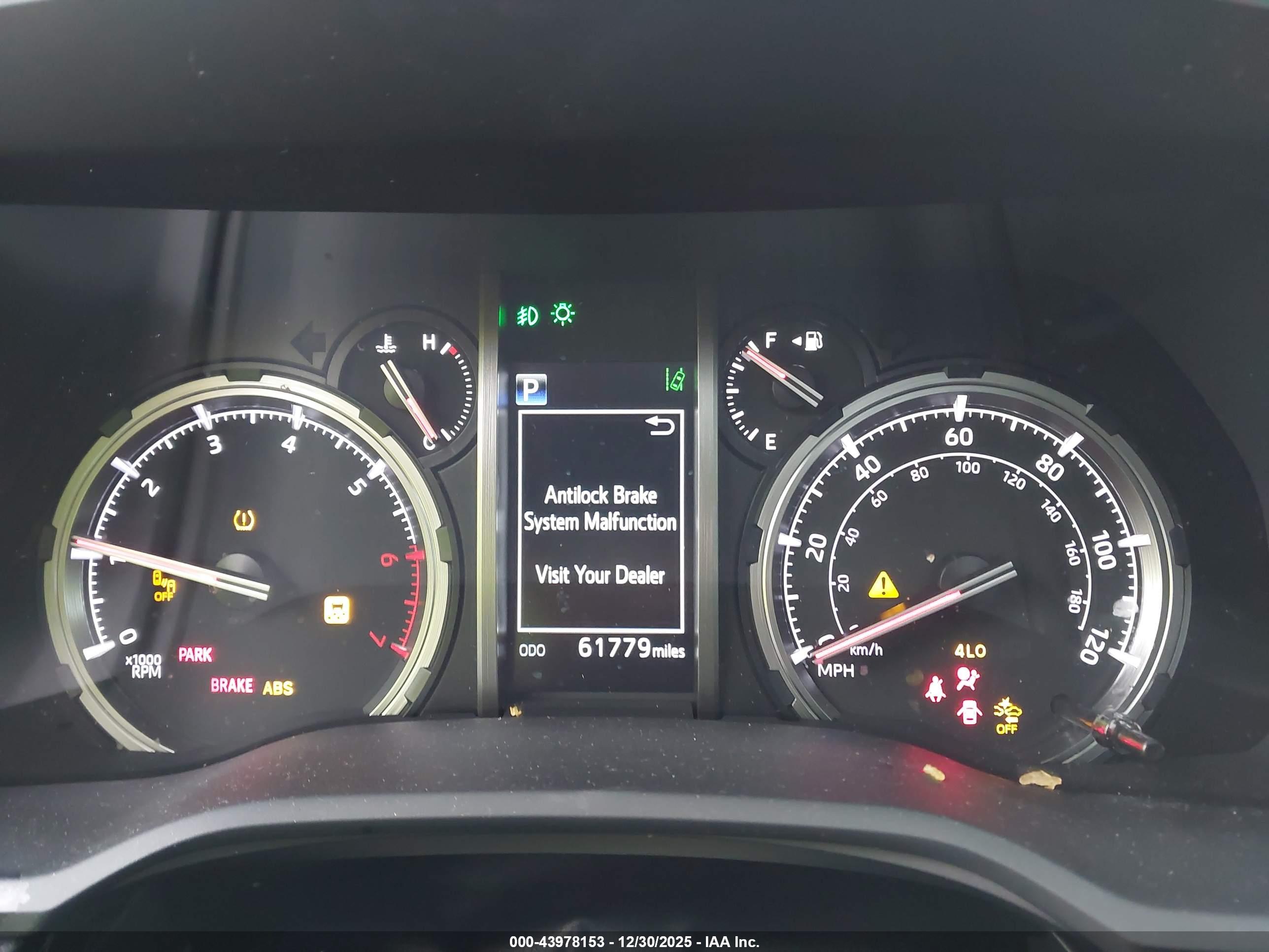 TOYOTA 4RUNNER image 7