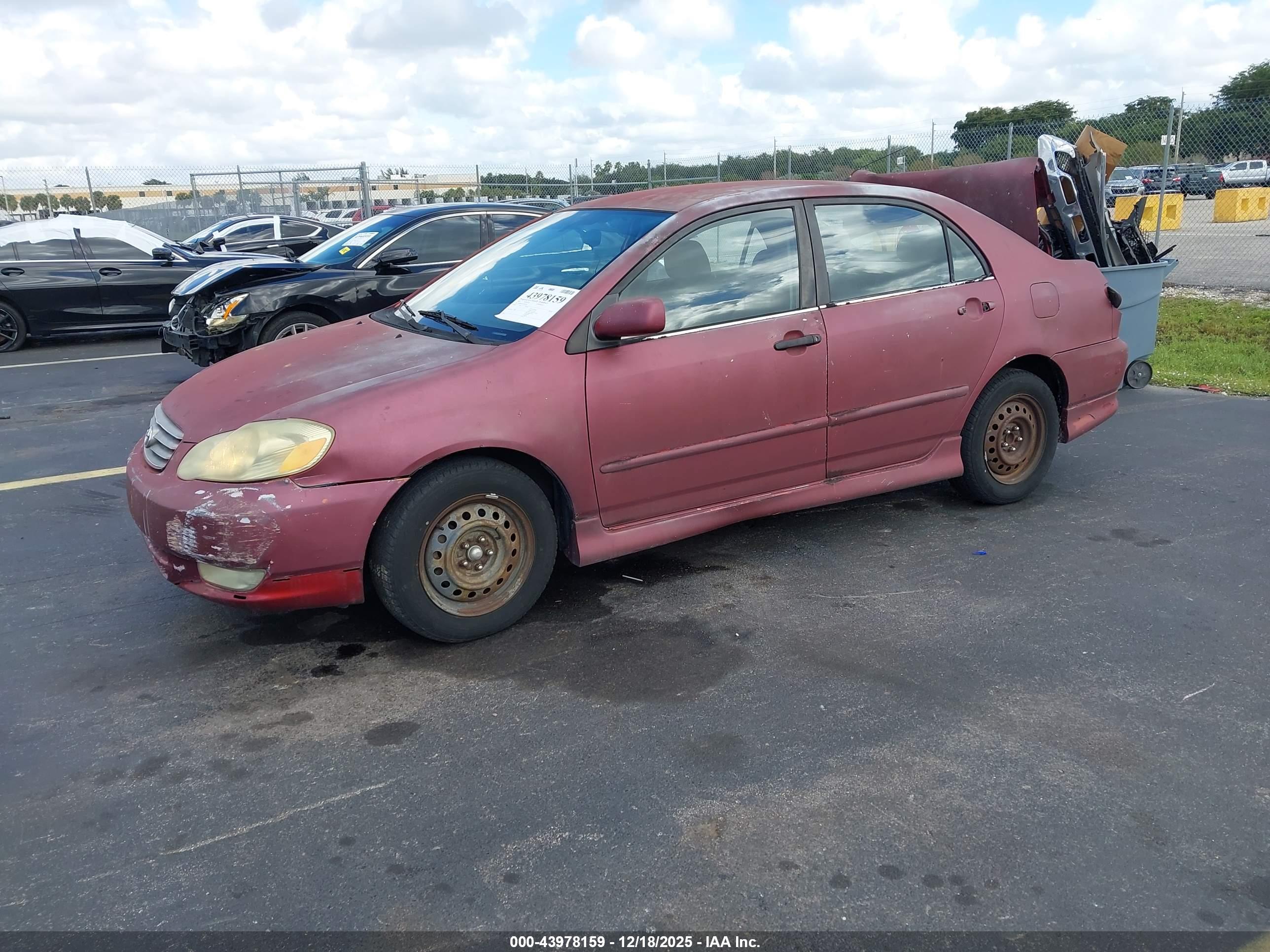 TOYOTA COROLLA image 2