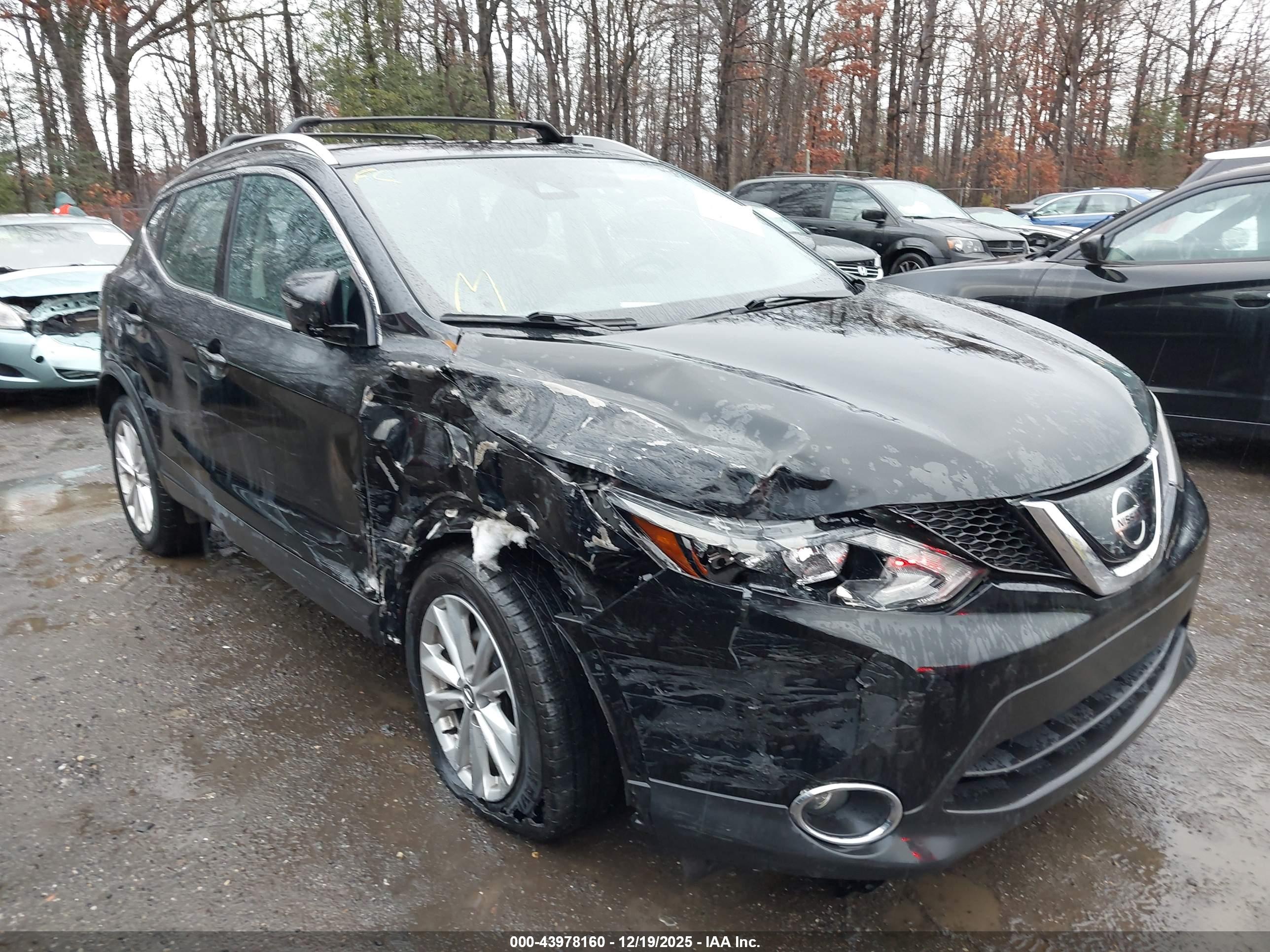 NISSAN ROGUE image 6