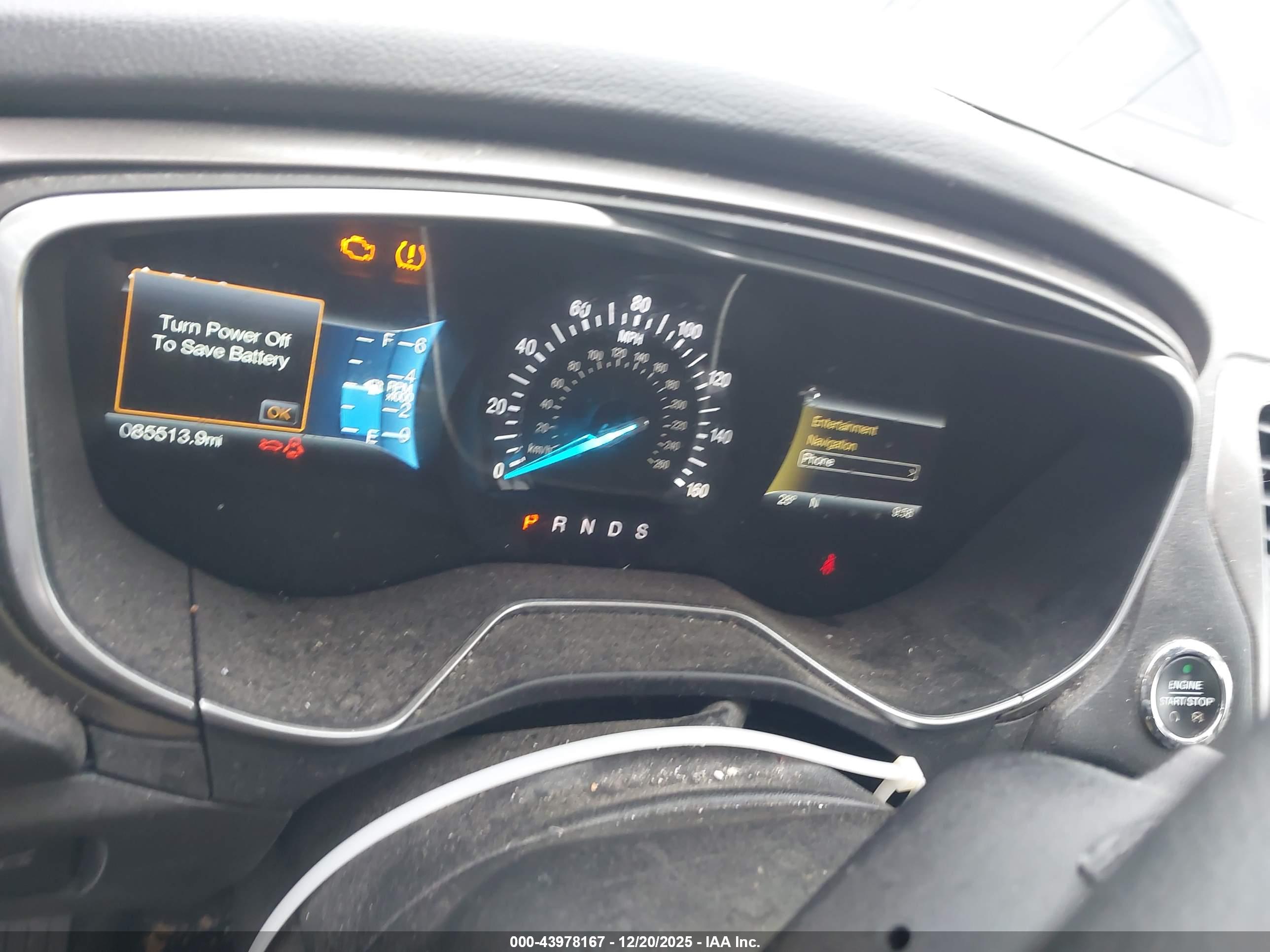 FORD FUSION image 7
