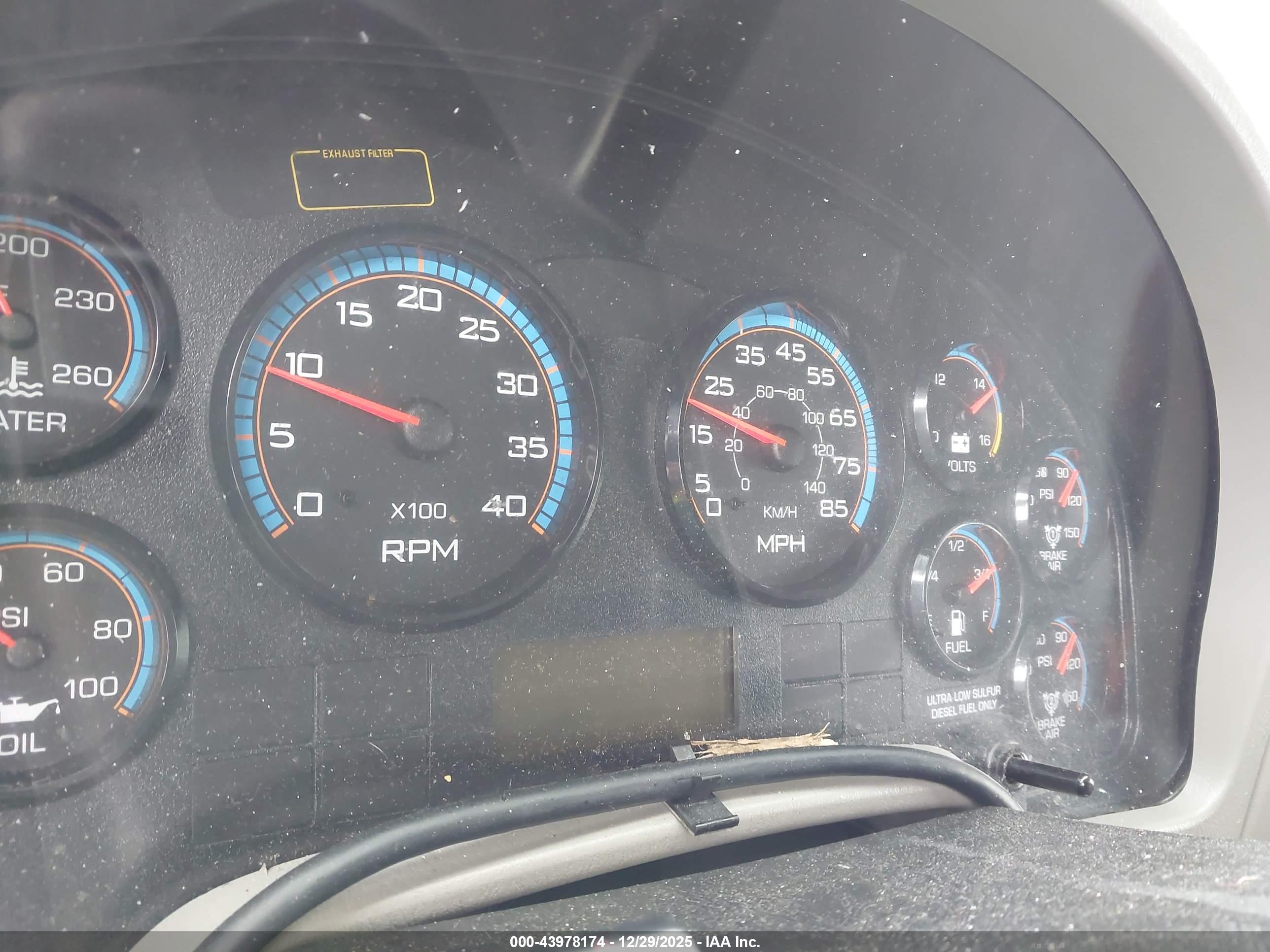 INTERNATIONAL 4000 image 6