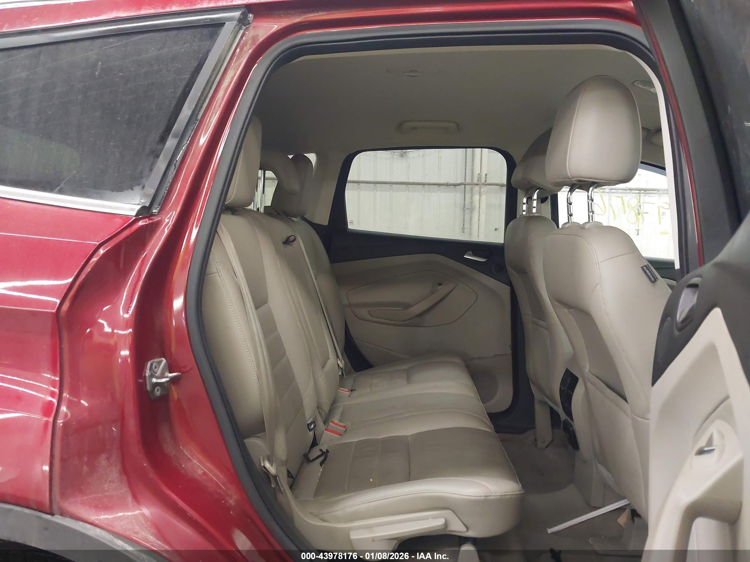 FORD ESCAPE image 8