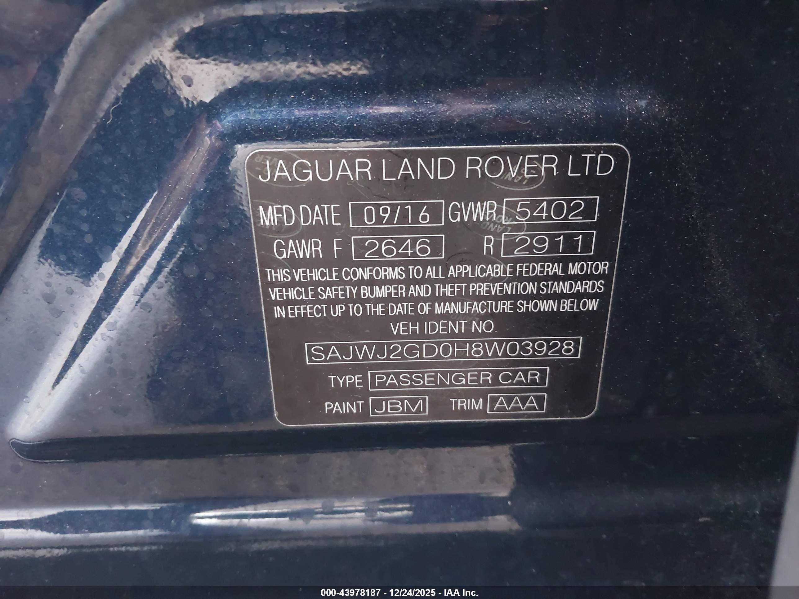 JAGUAR XJ image 9