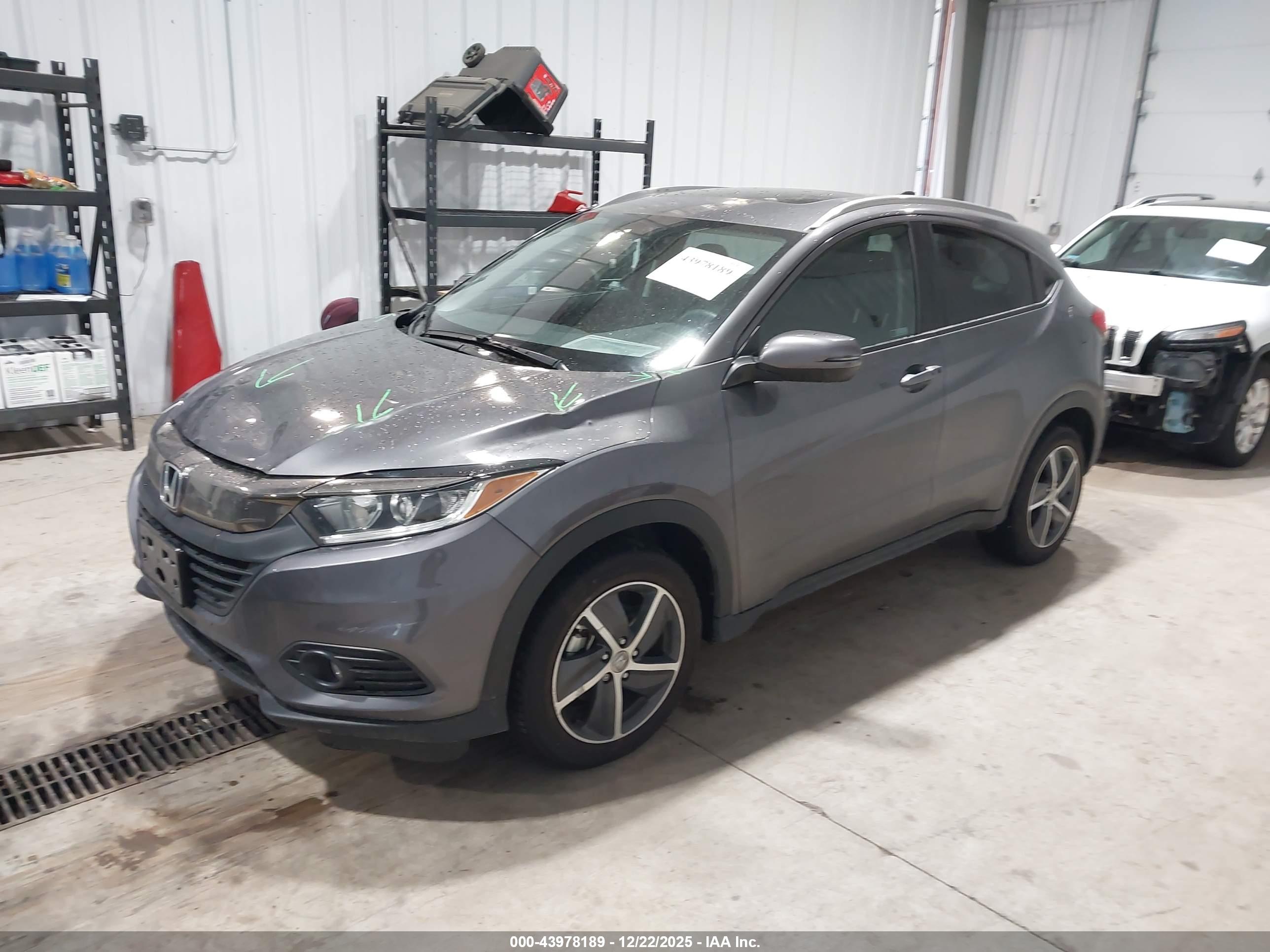 HONDA HR-V image 2