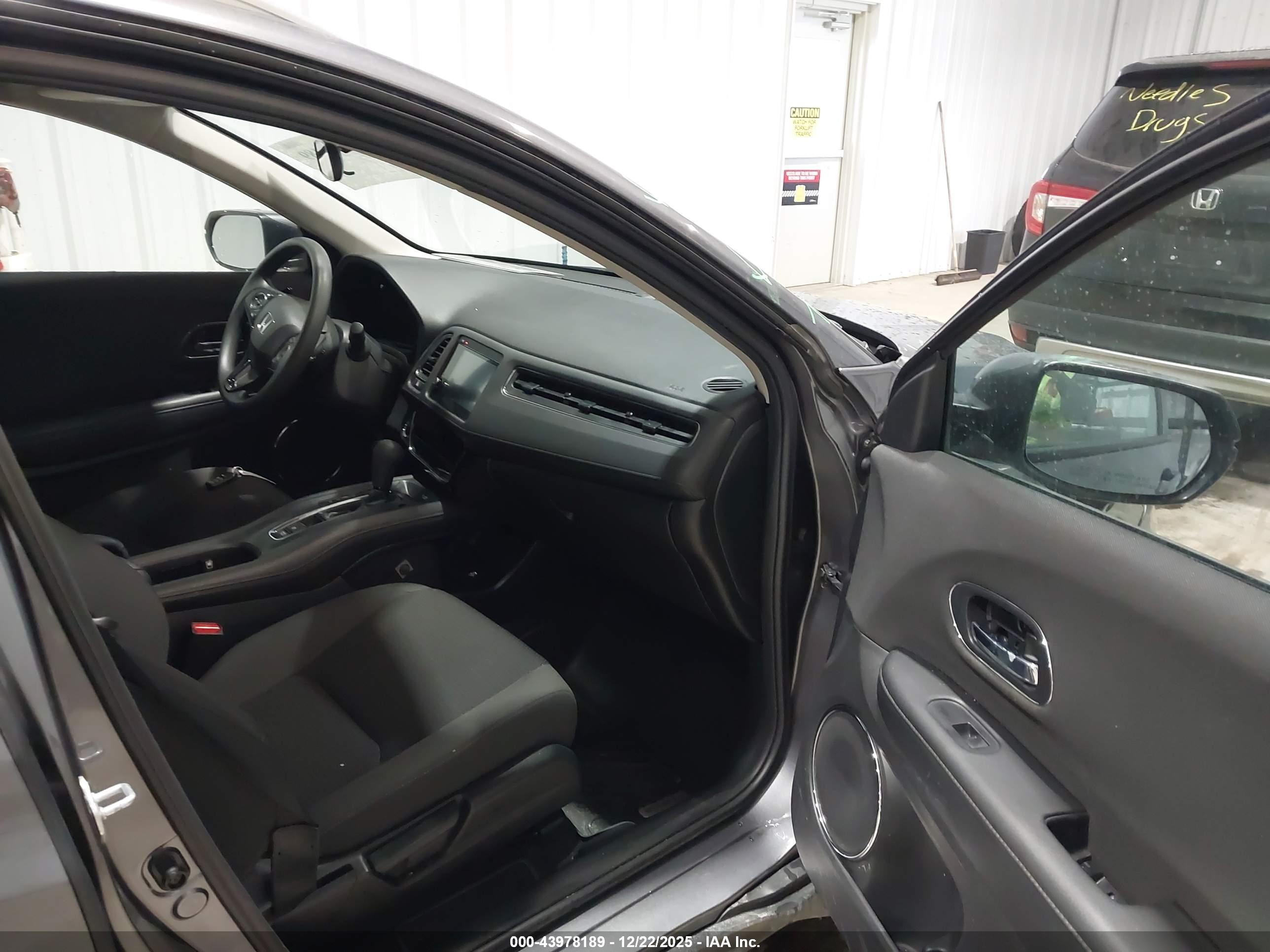 HONDA HR-V image 5