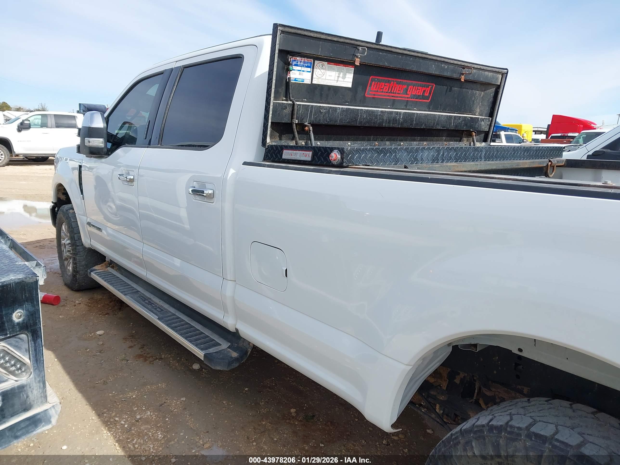 FORD F-250 image 3