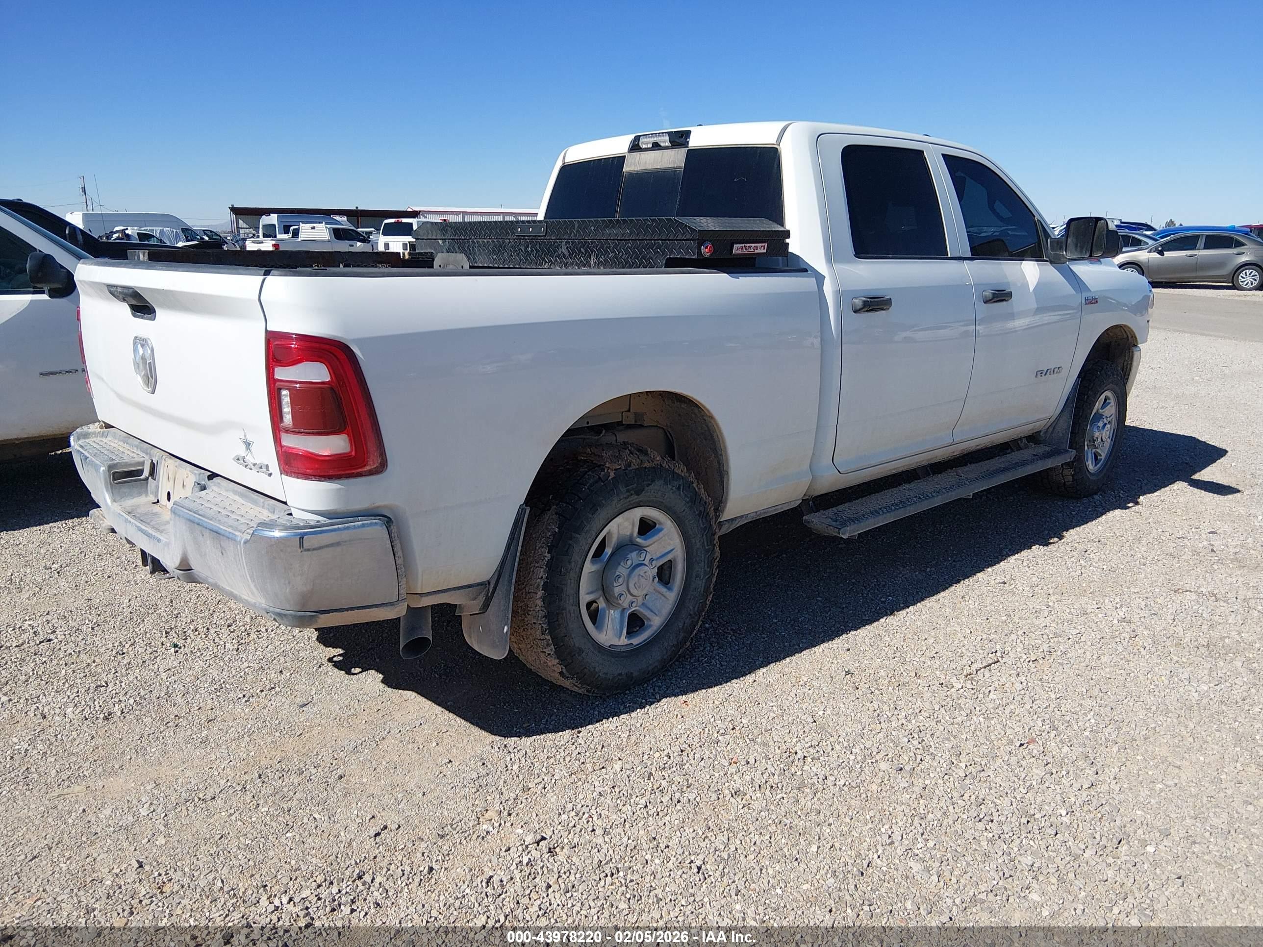 RAM 2500 image 4