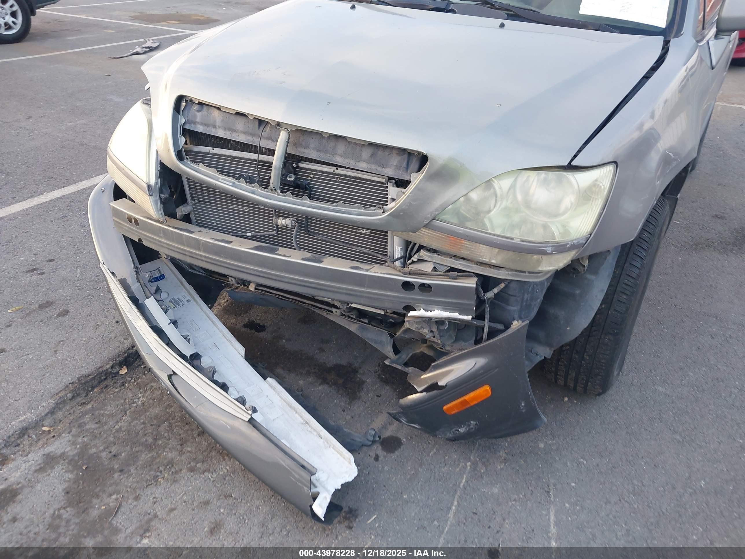 LEXUS RX image 6