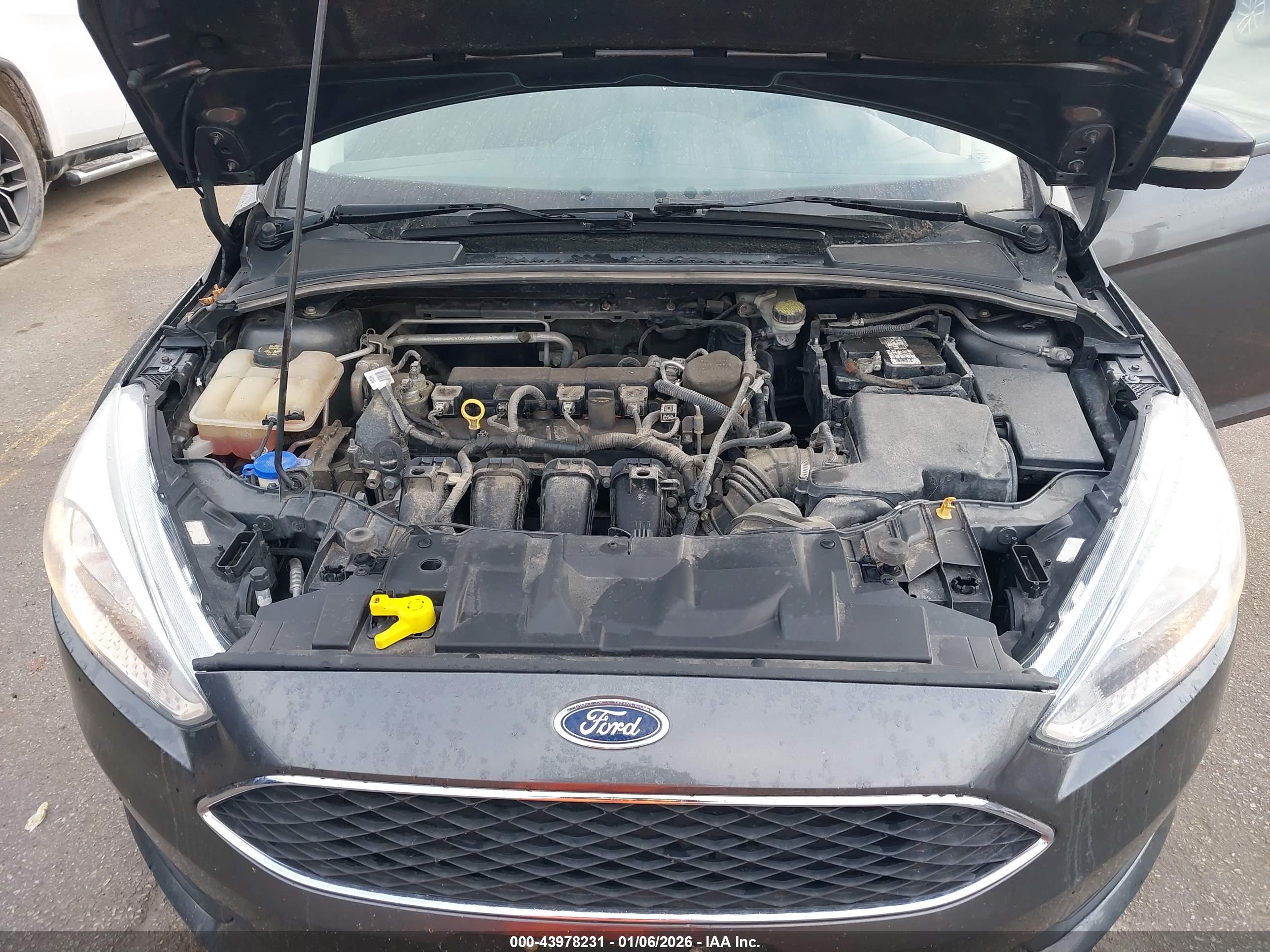 FORD FOCUS image 10