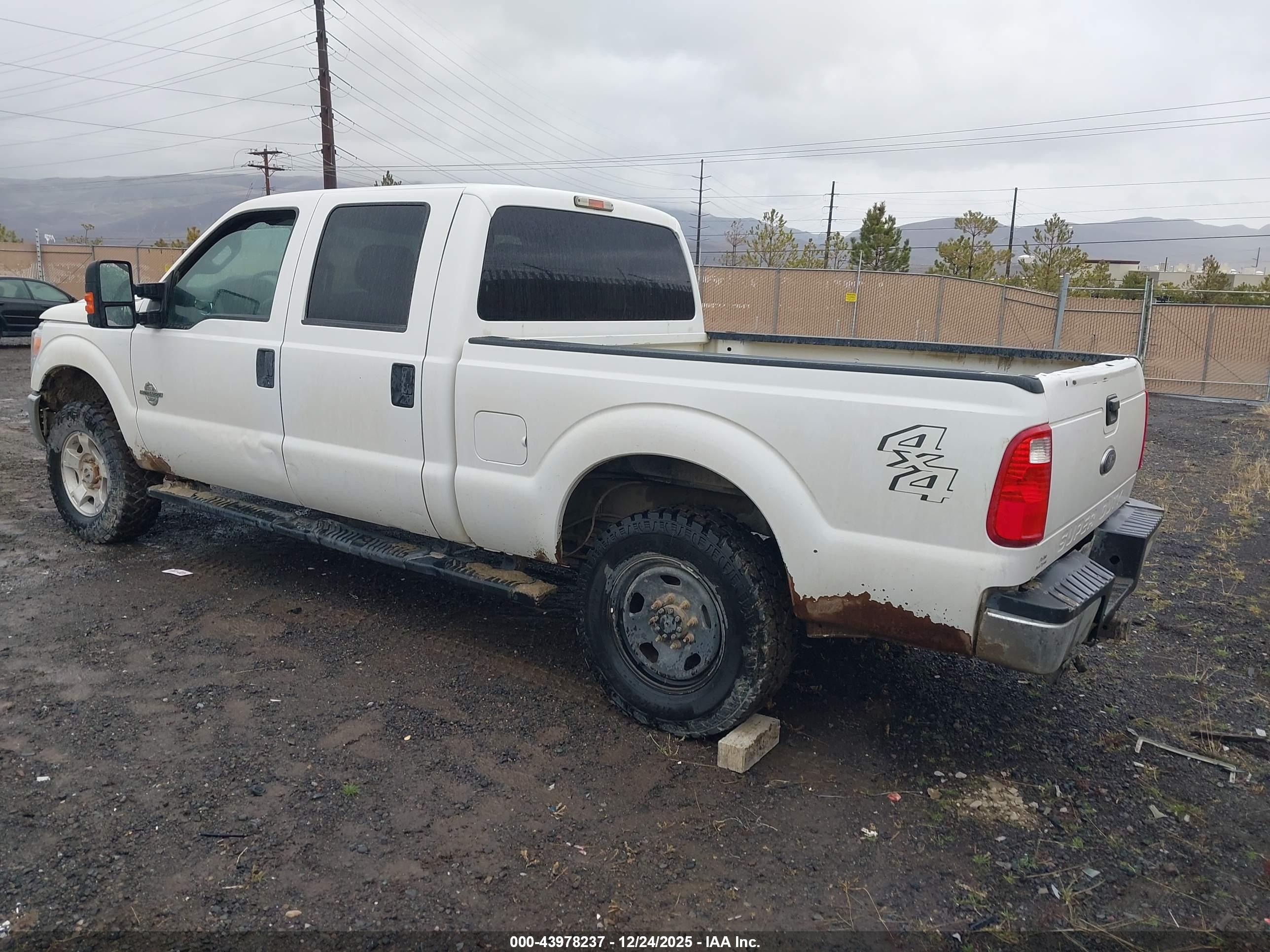 FORD F-250 image 3