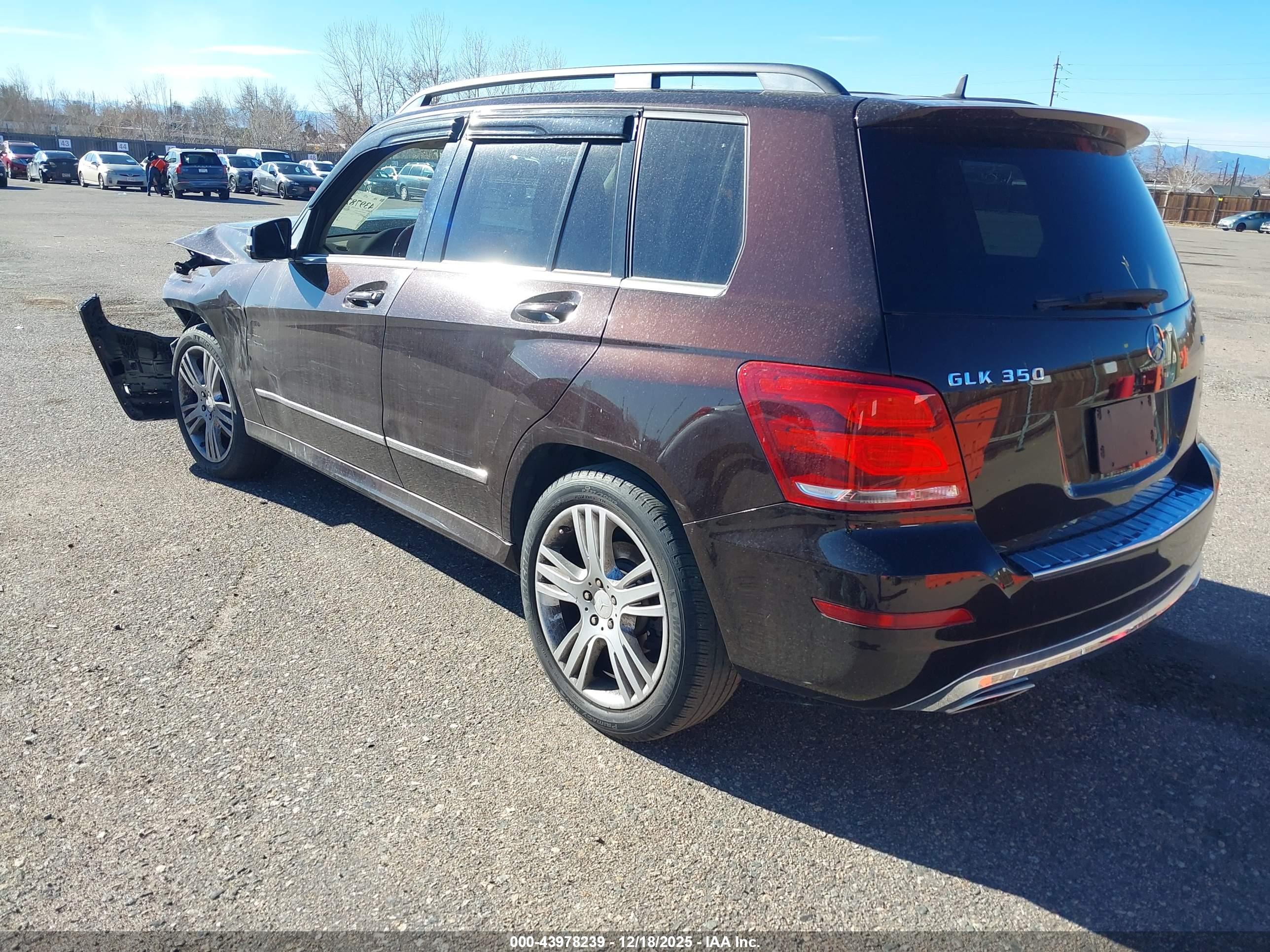 MERCEDES-BENZ GLK image 3