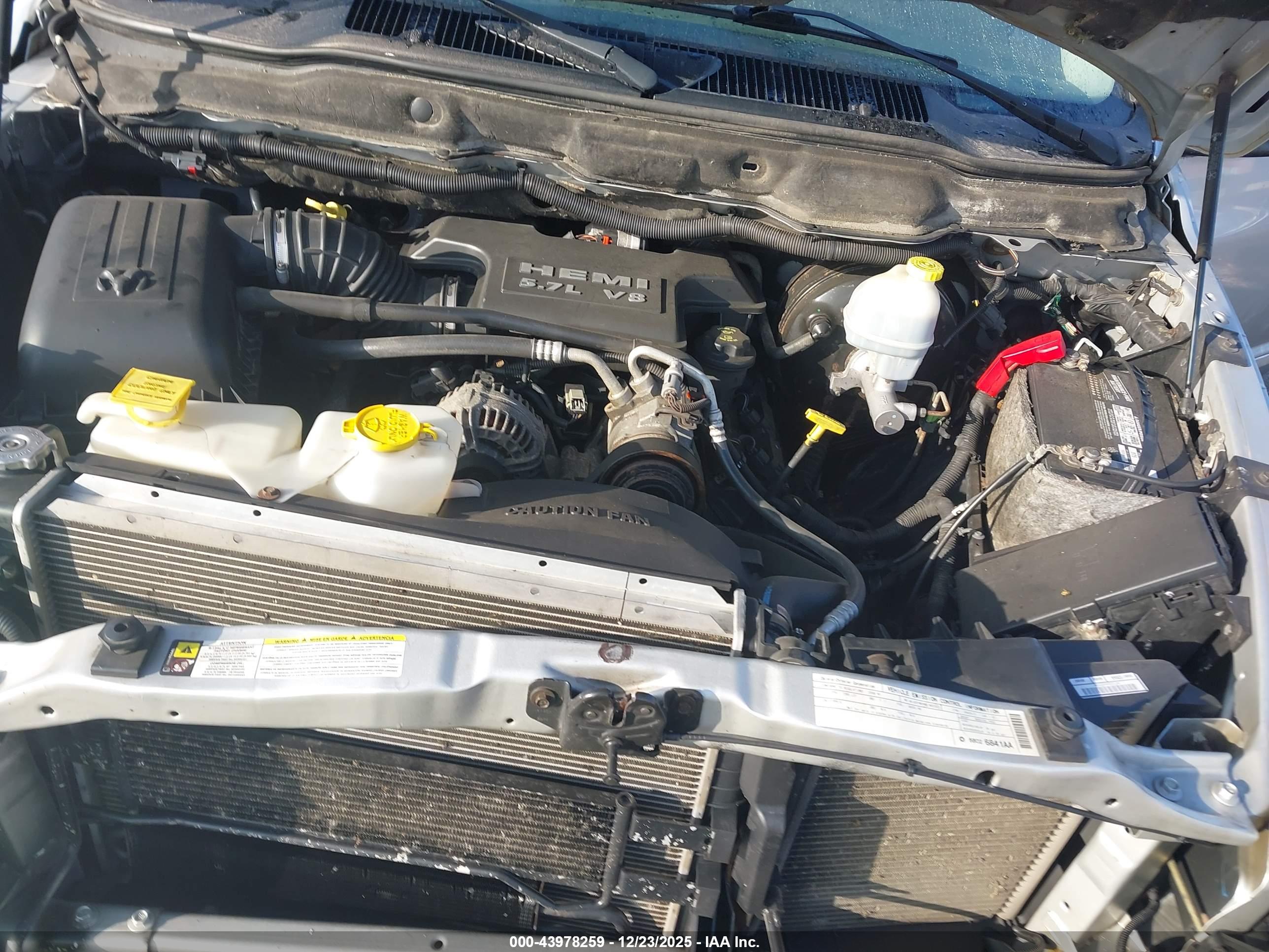 DODGE RAM image 10