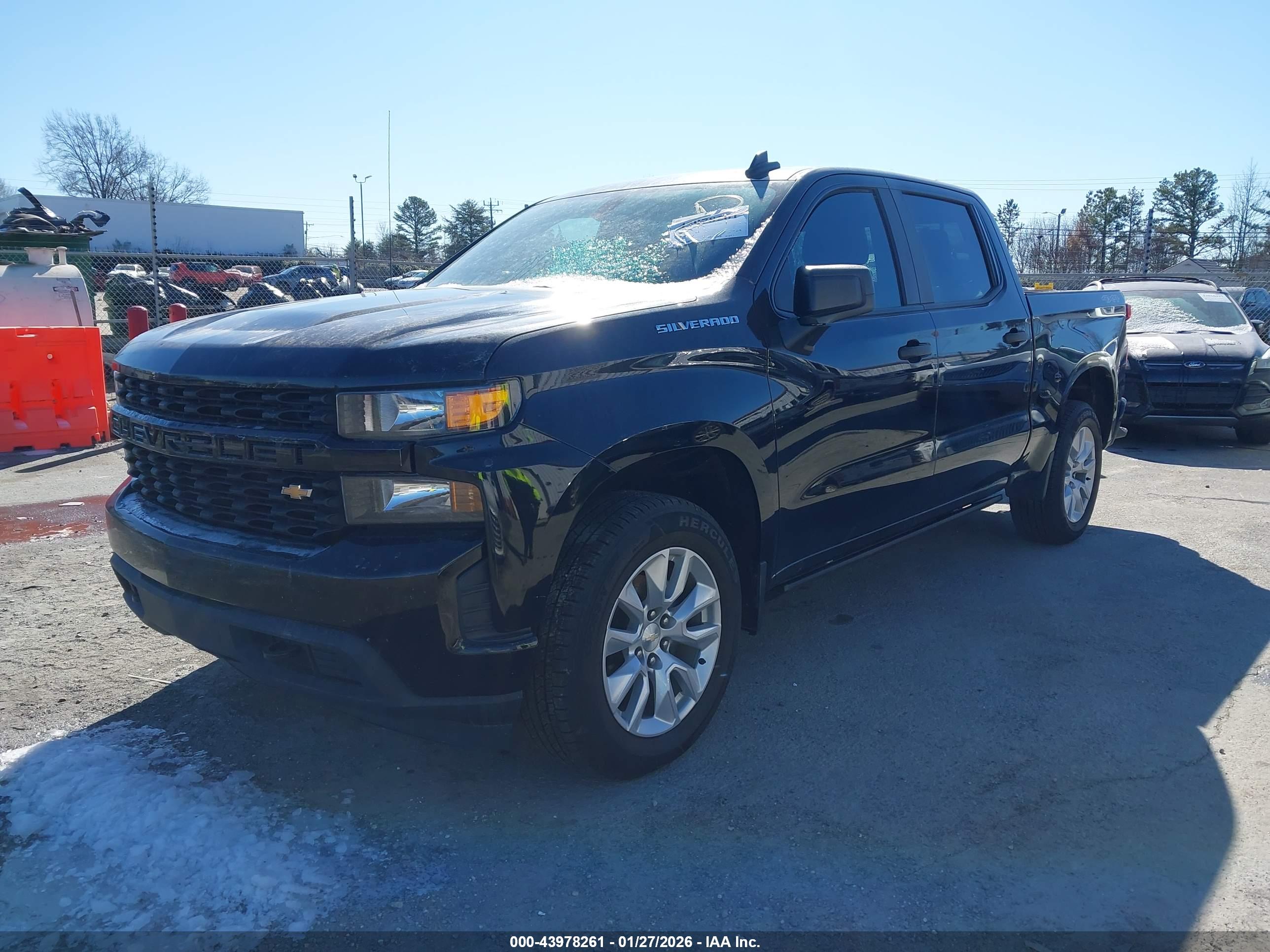 CHEVROLET SILVERADO image 2