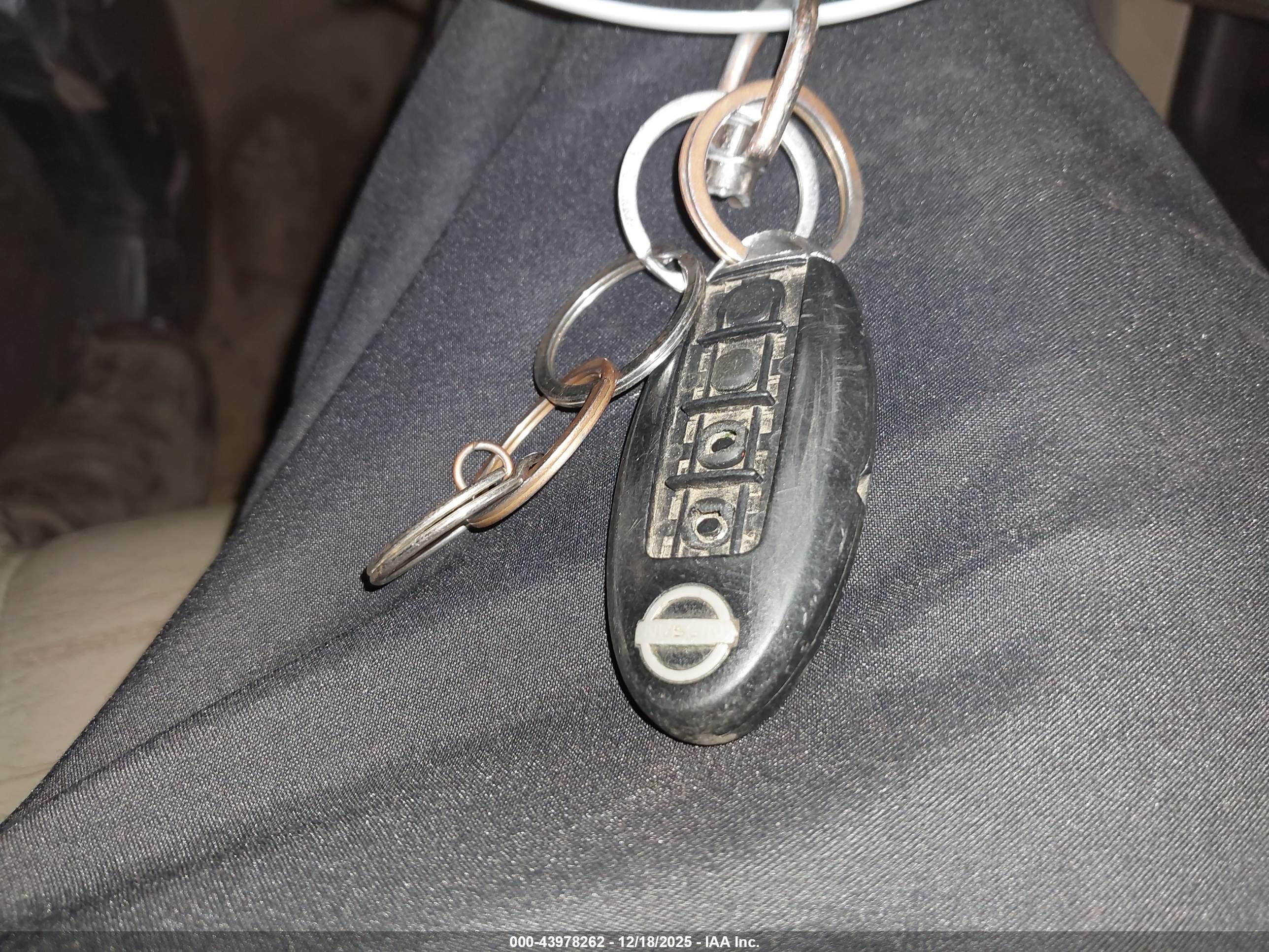 NISSAN MURANO image 11