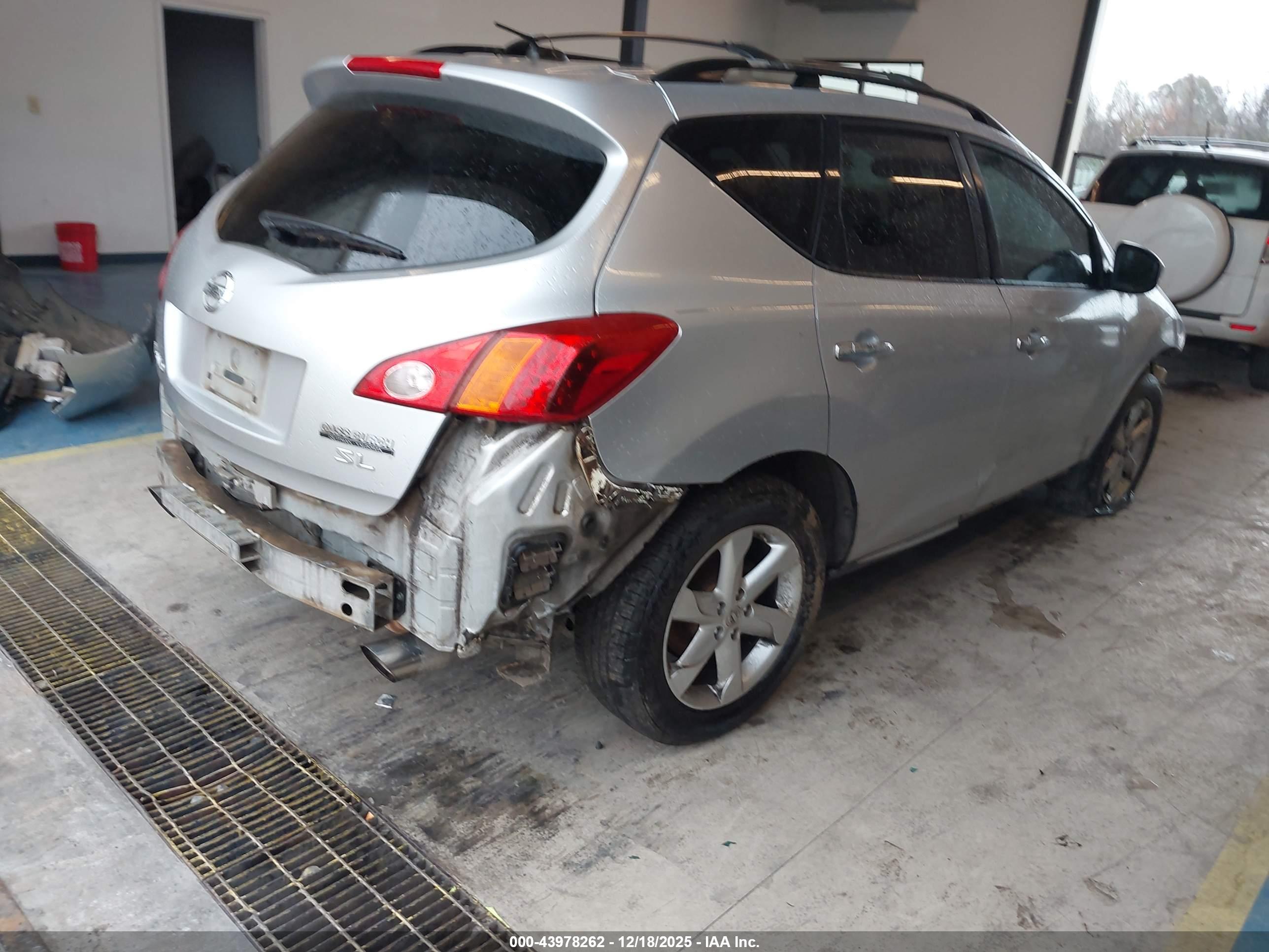 NISSAN MURANO image 4