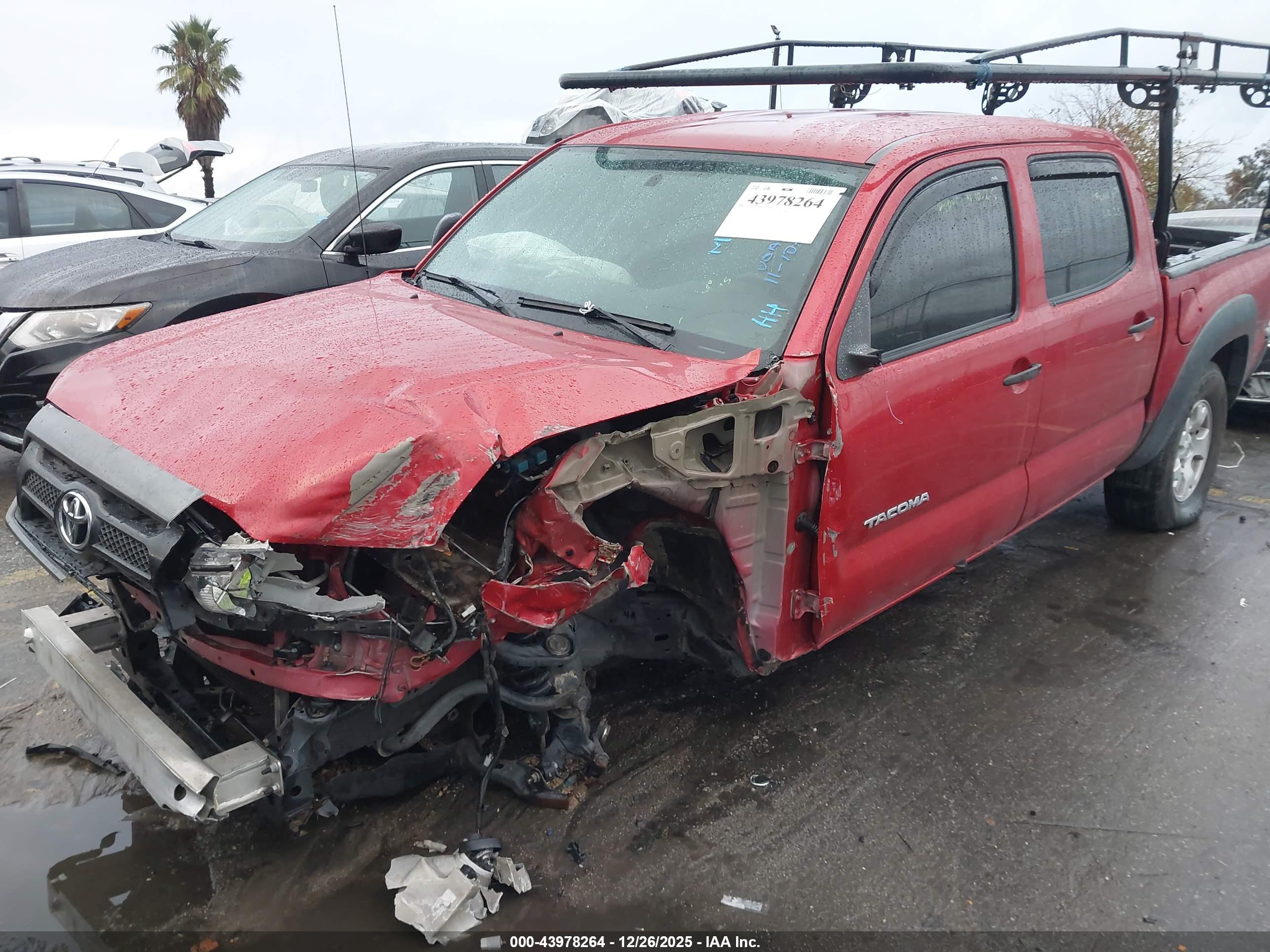 TOYOTA TACOMA image 2