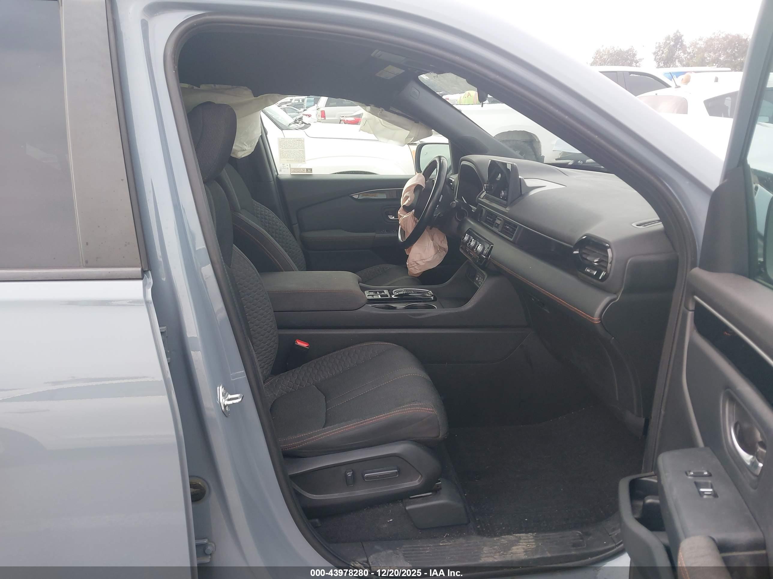 HONDA PILOT image 5