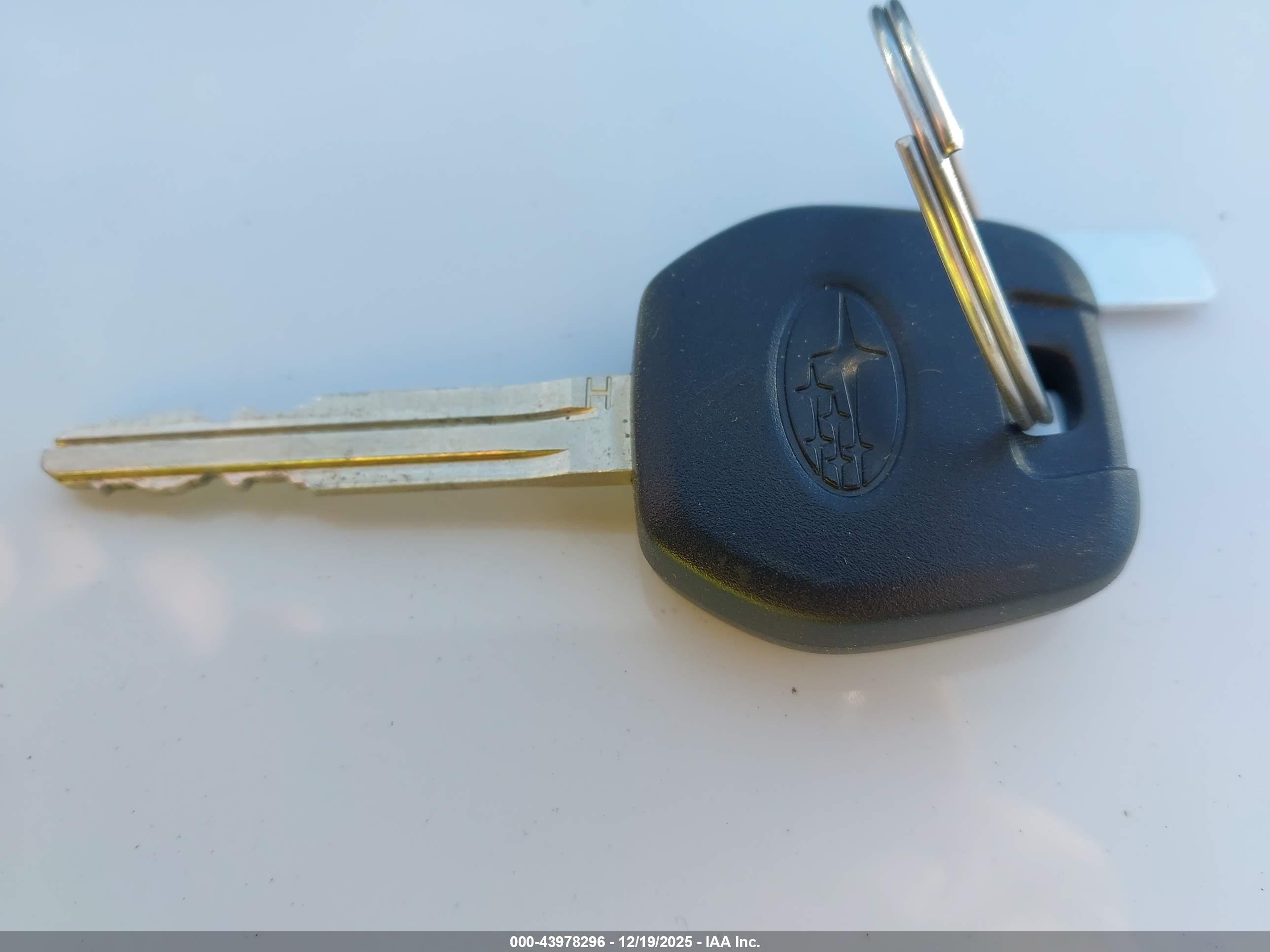 SUBARU FORESTER image 11