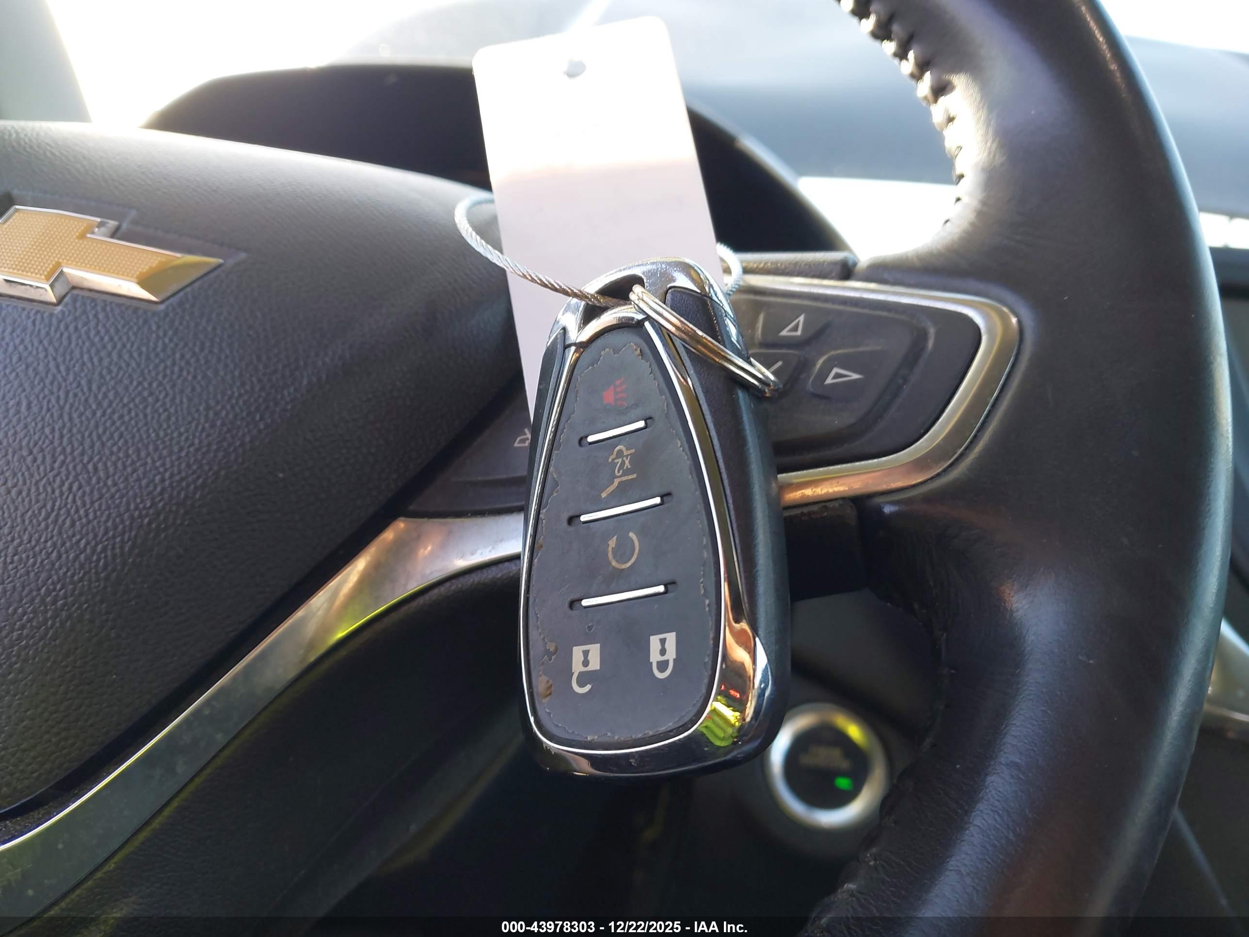 CHEVROLET EQUINOX image 11