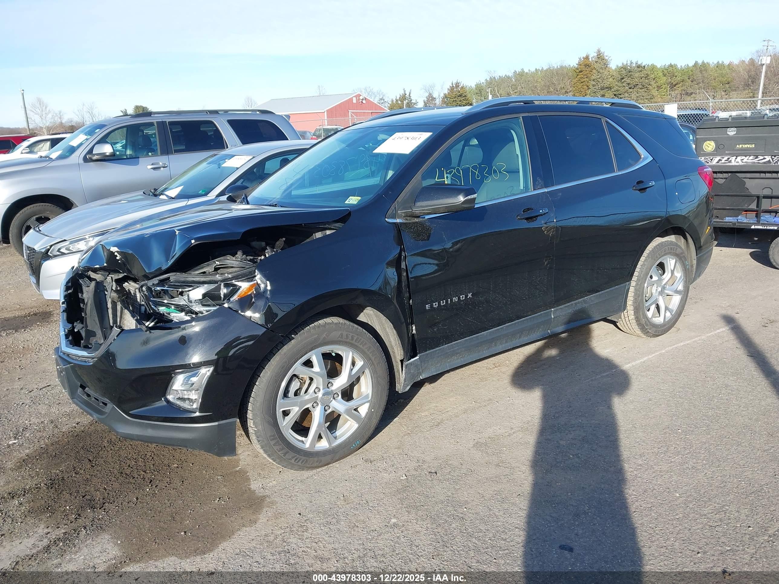 CHEVROLET EQUINOX image 2