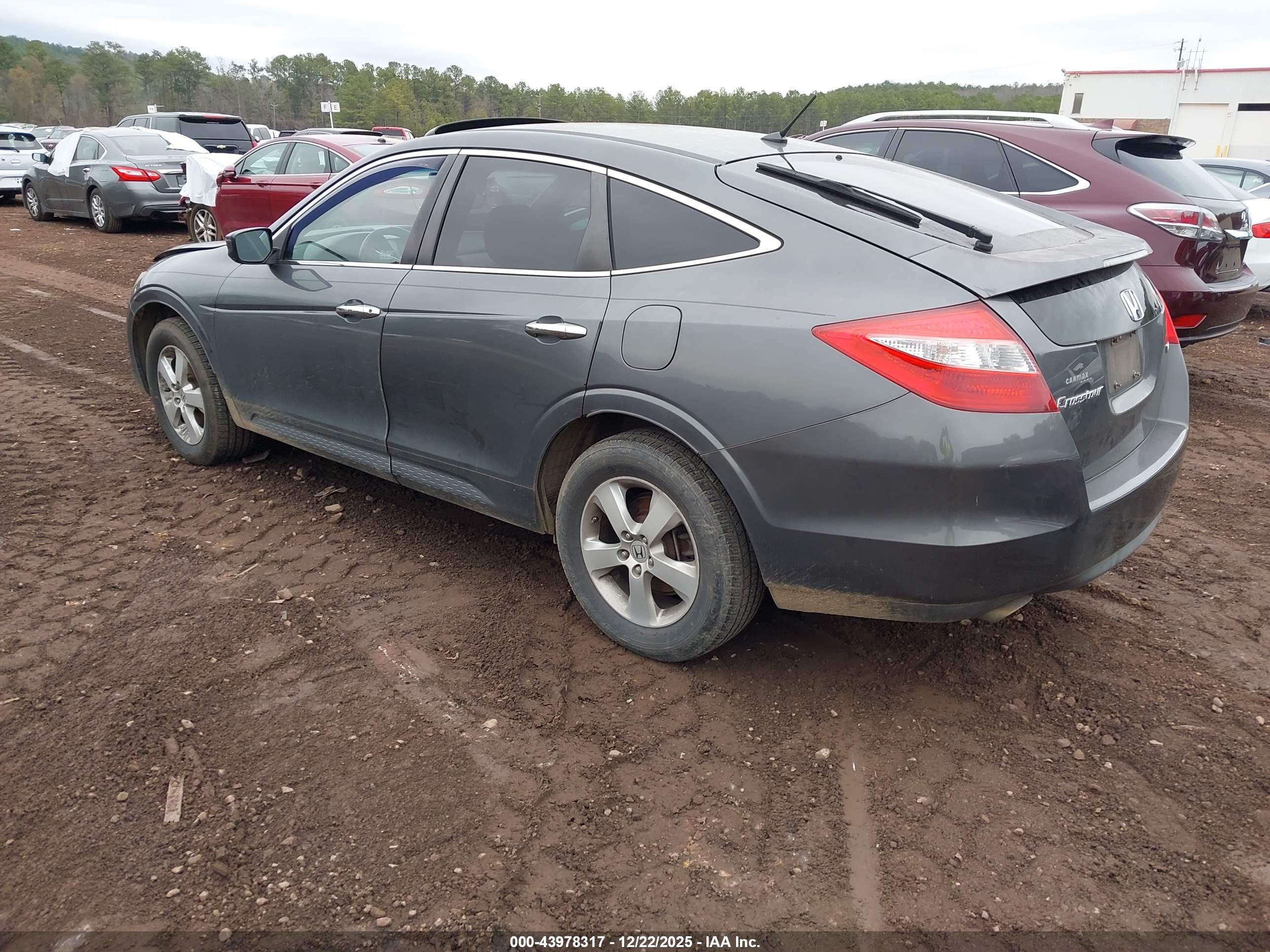 HONDA CROSSTOUR image 3