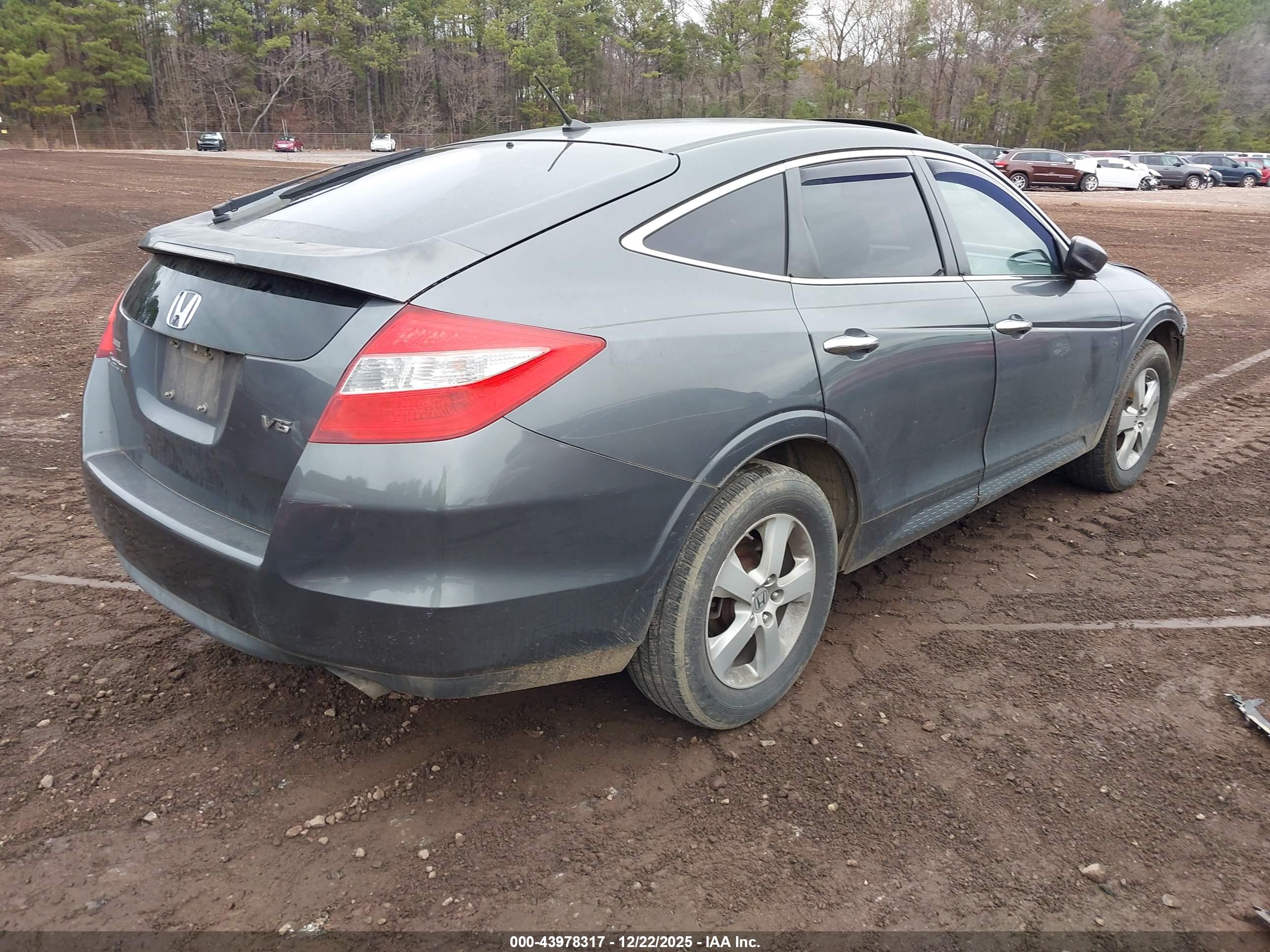 HONDA CROSSTOUR image 4