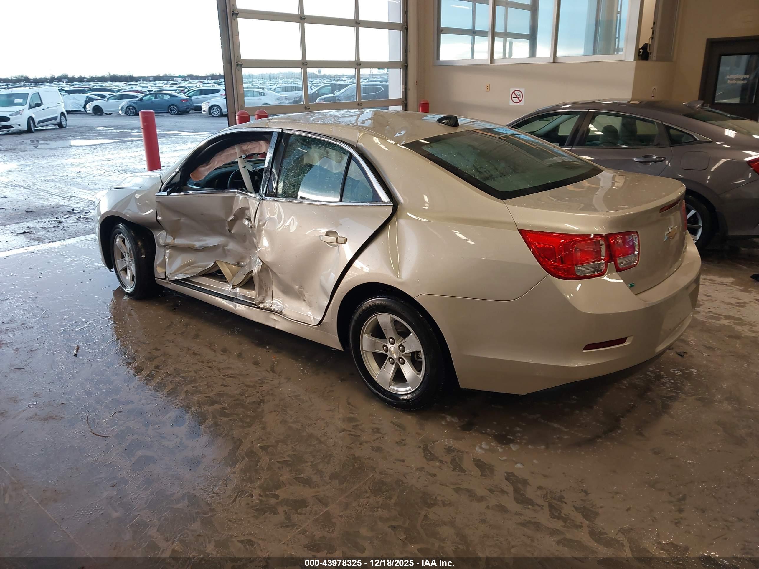 CHEVROLET MALIBU image 3