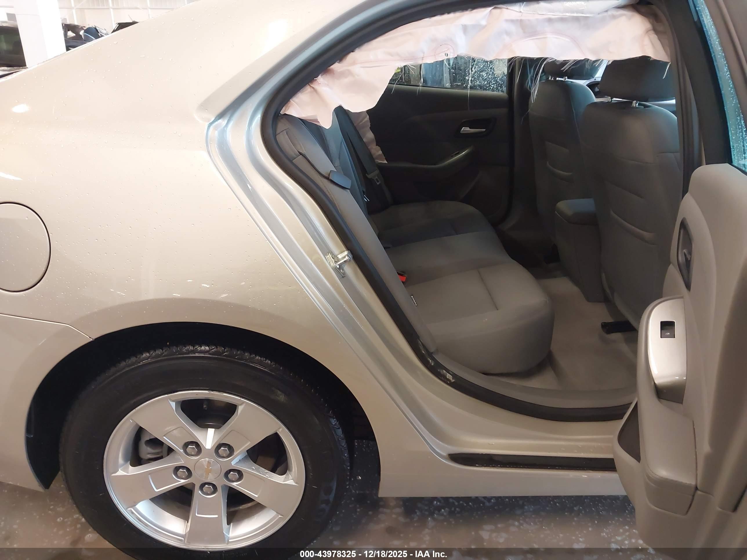 CHEVROLET MALIBU image 8