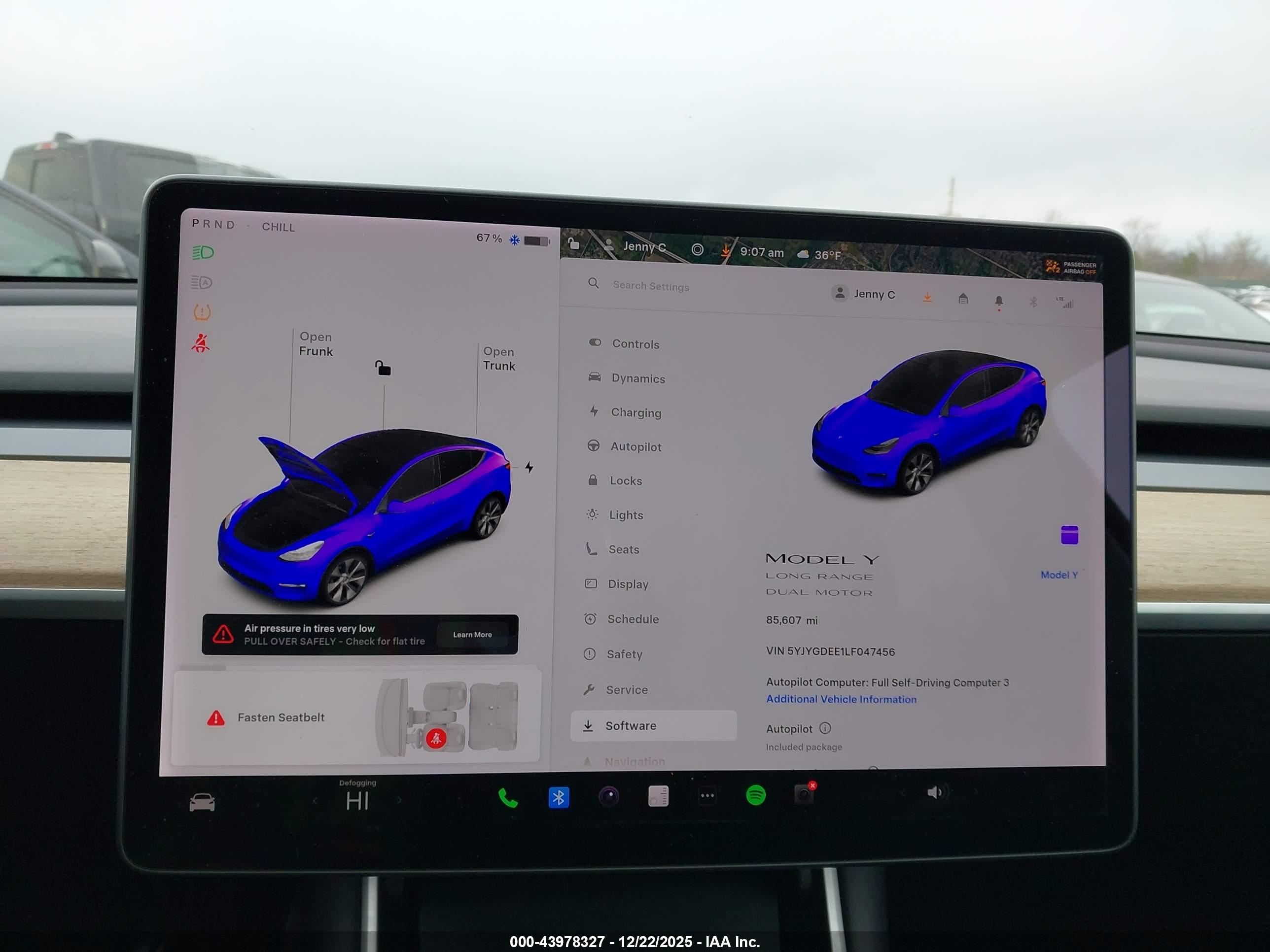 TESLA MODEL image 7