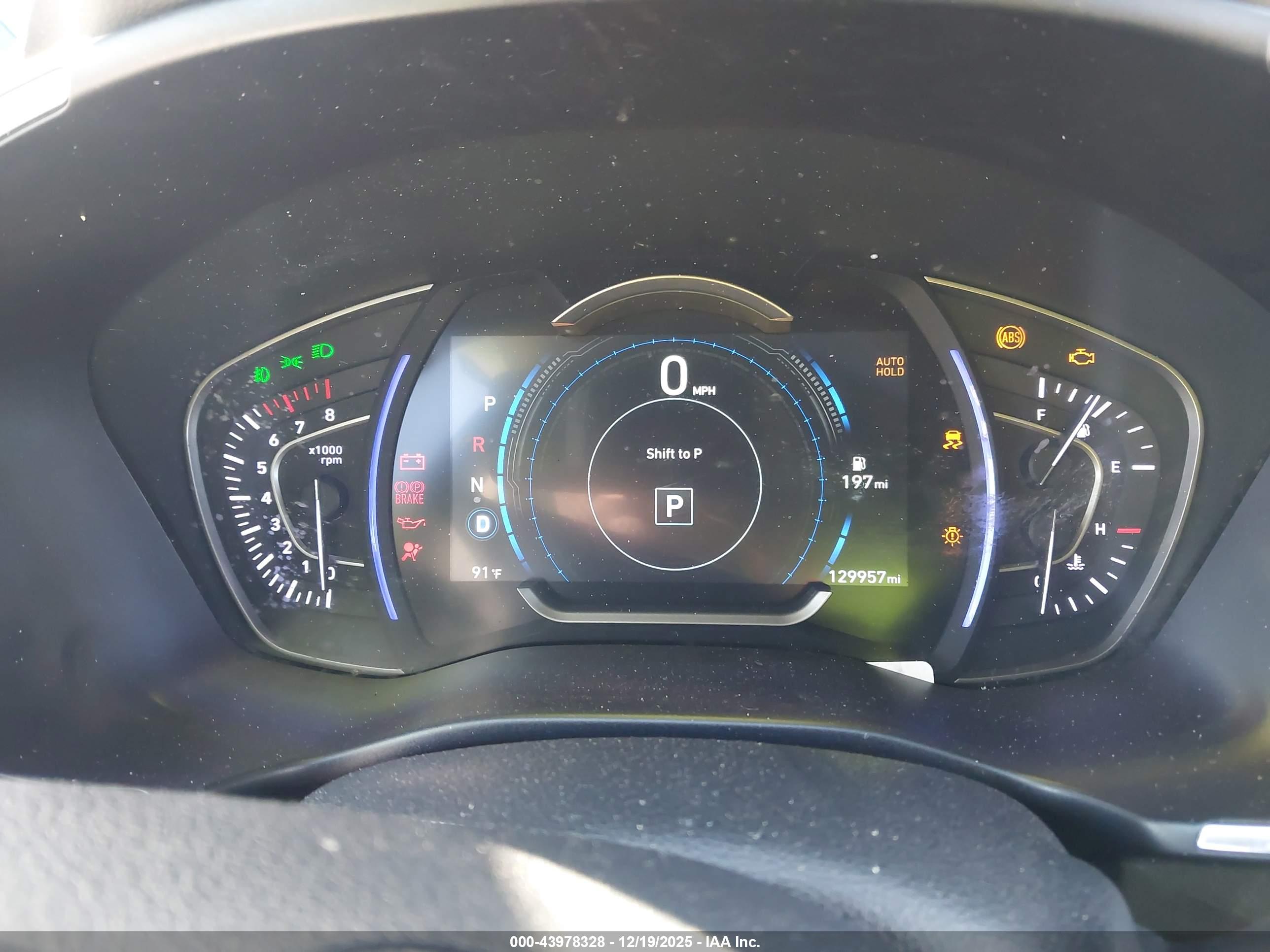 HYUNDAI SANTA image 7