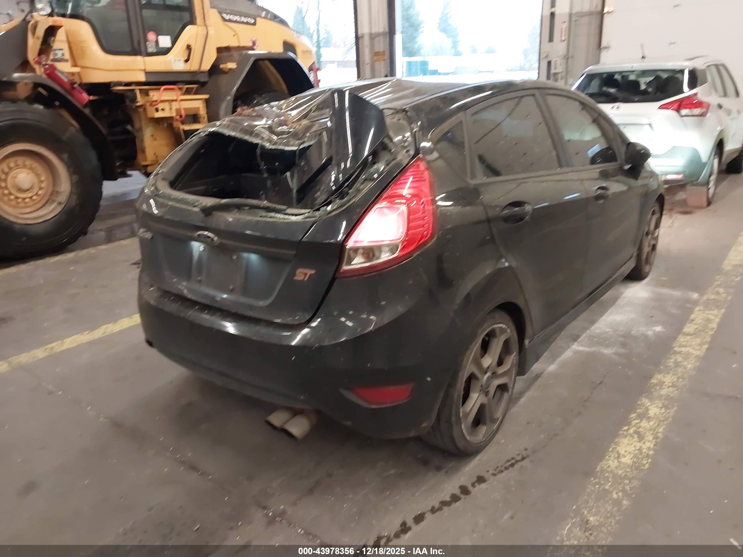 FORD FIESTA image 4
