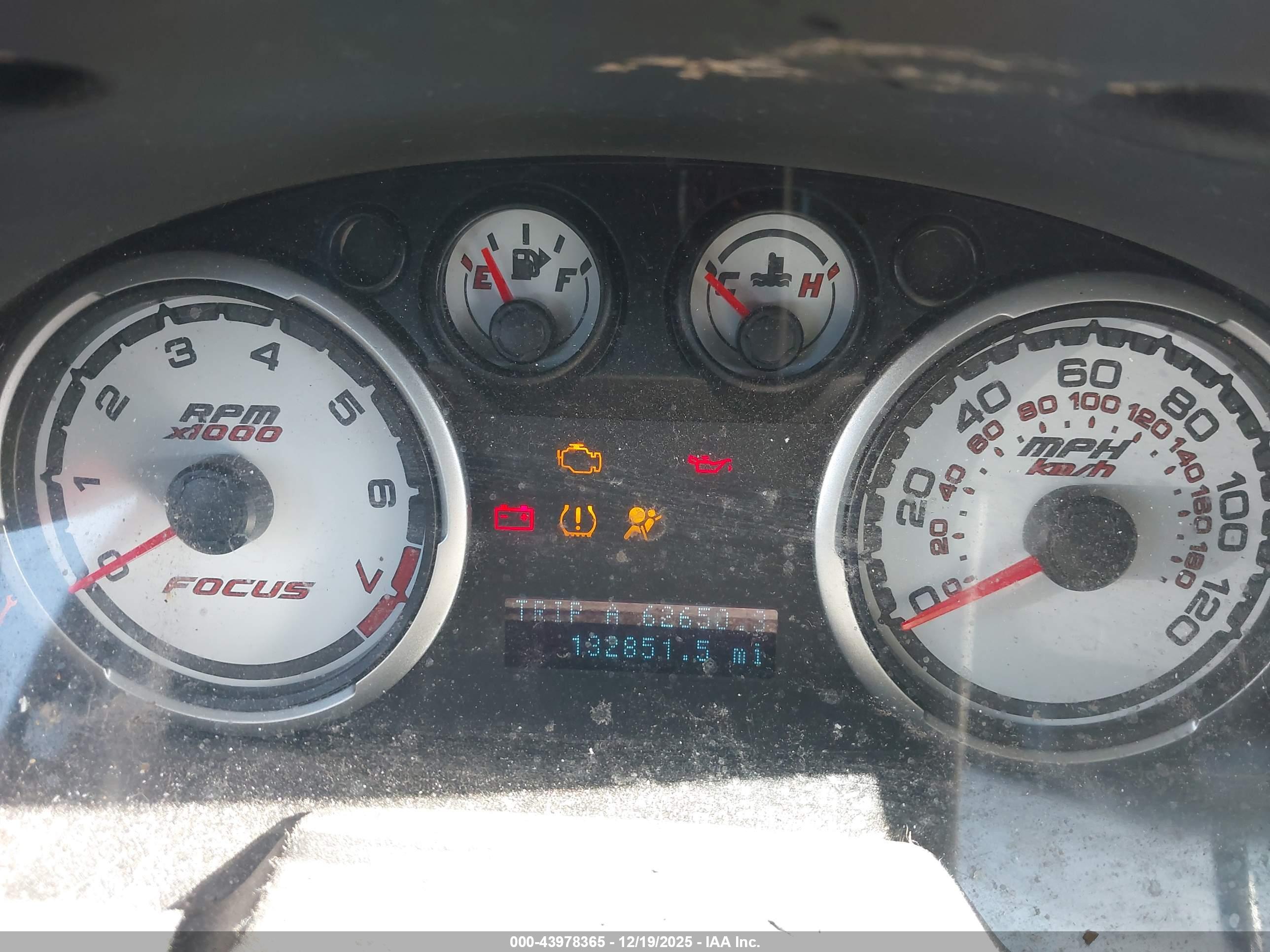 FORD FOCUS image 7