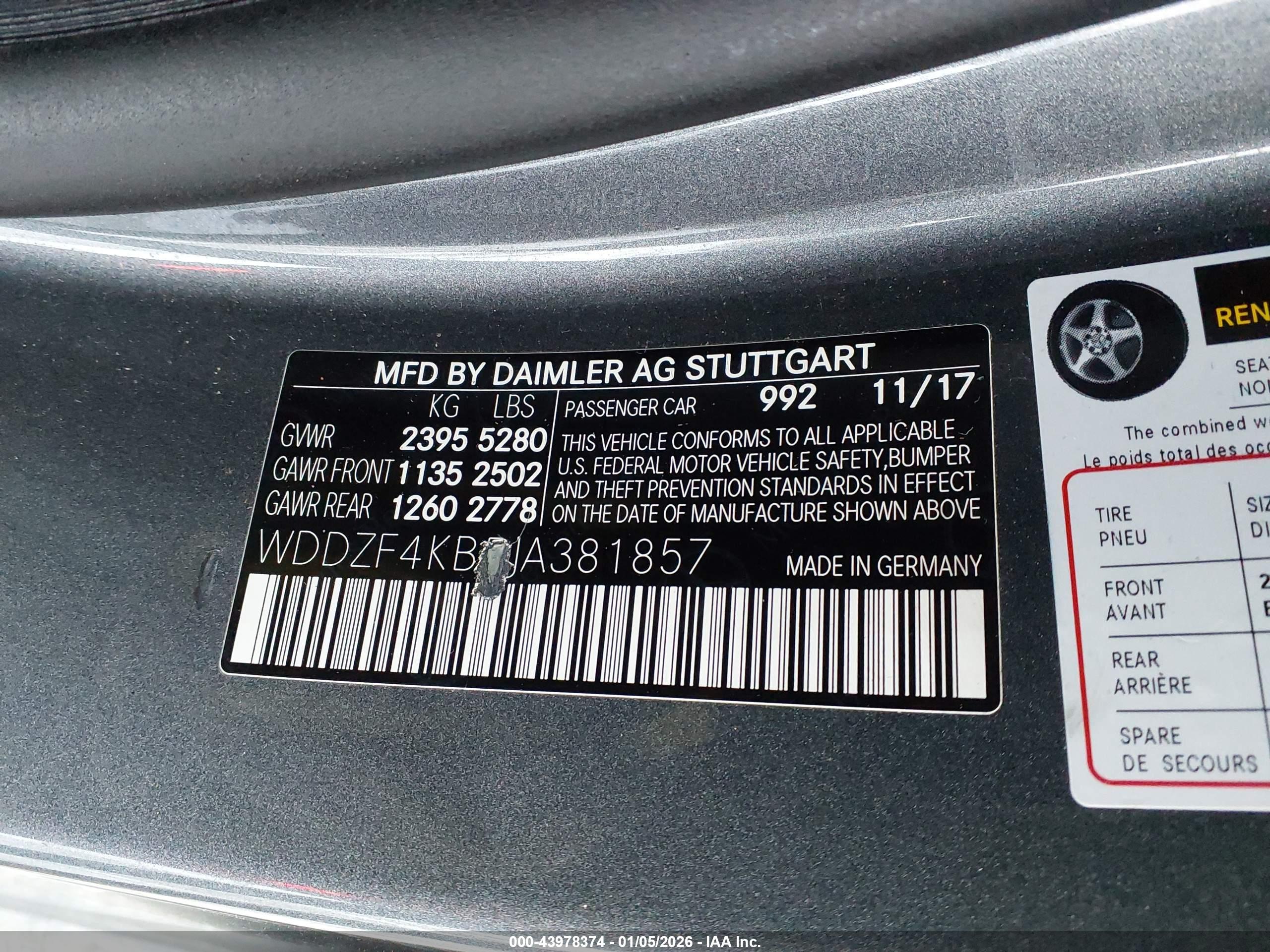 MERCEDES-BENZ E image 9