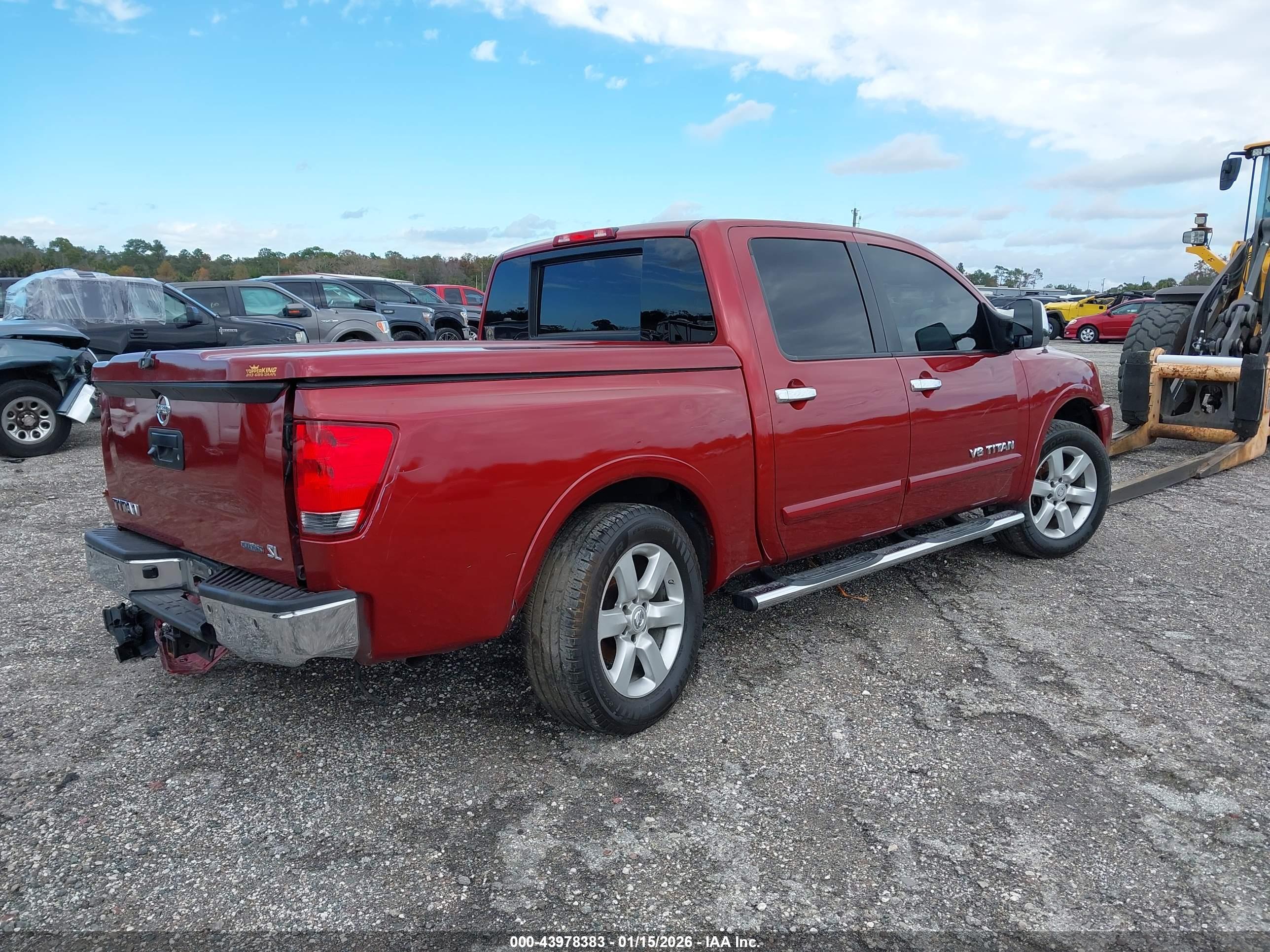 NISSAN TITAN image 4