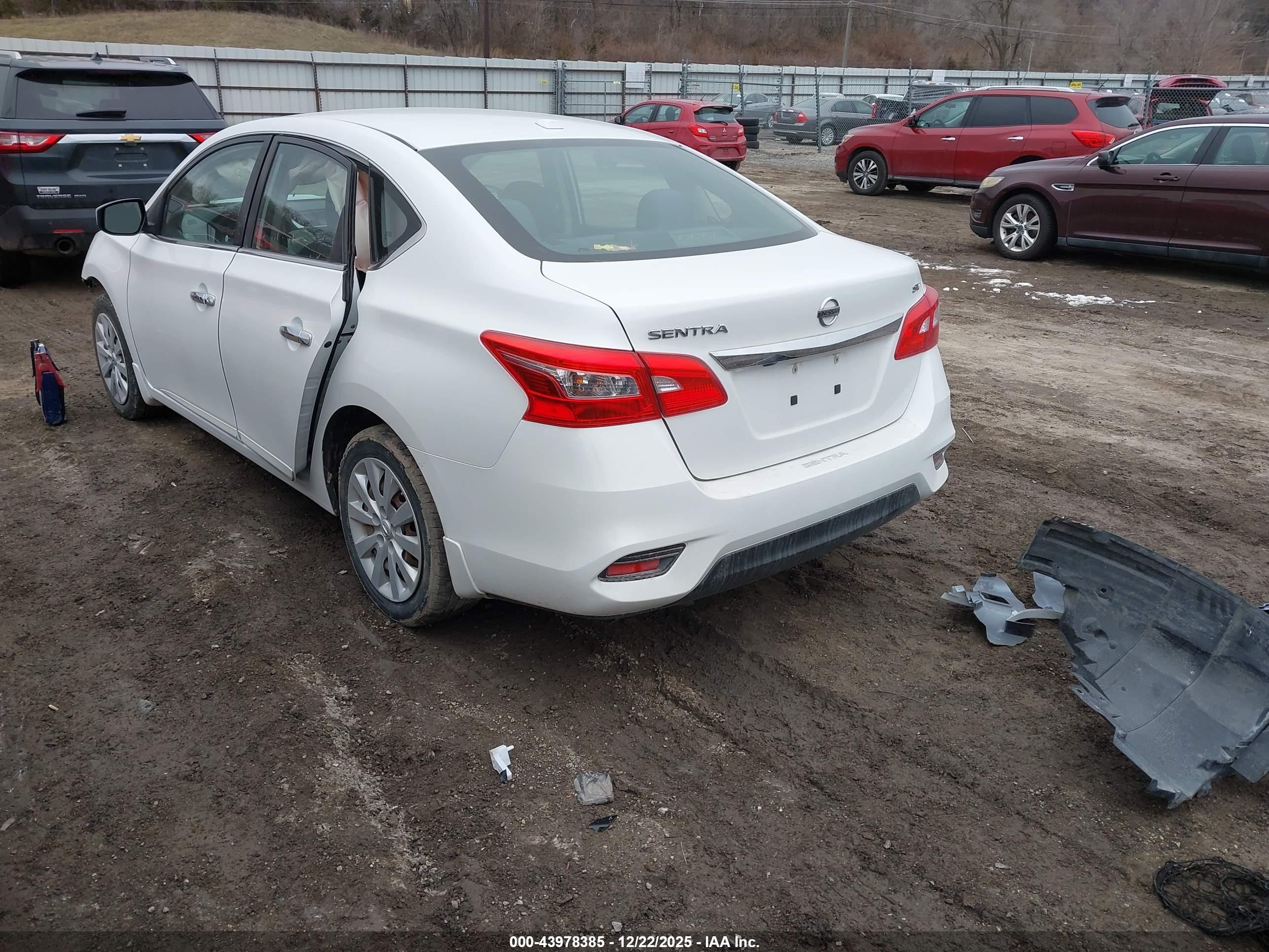 NISSAN SENTRA image 3