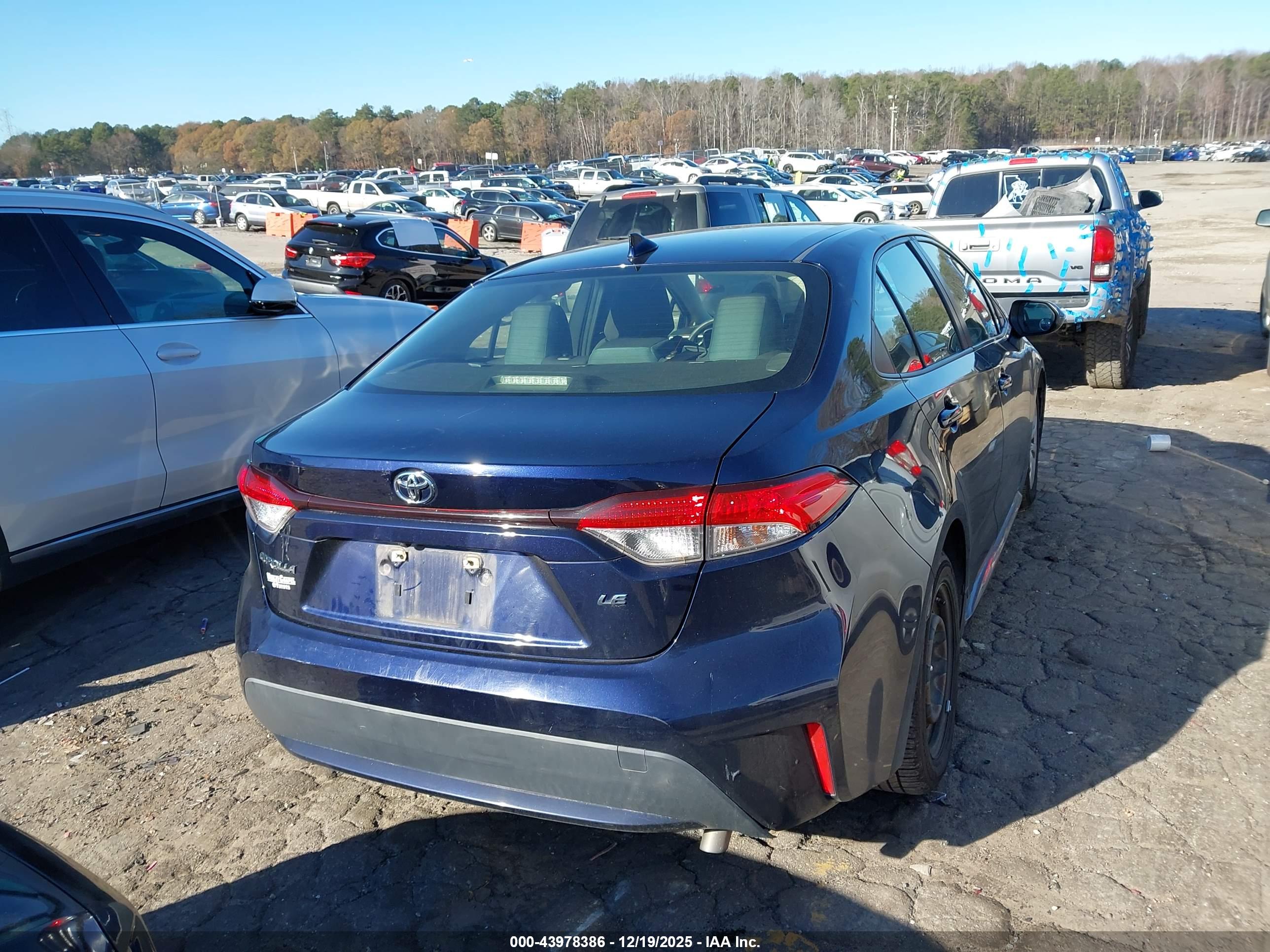 TOYOTA COROLLA image 4
