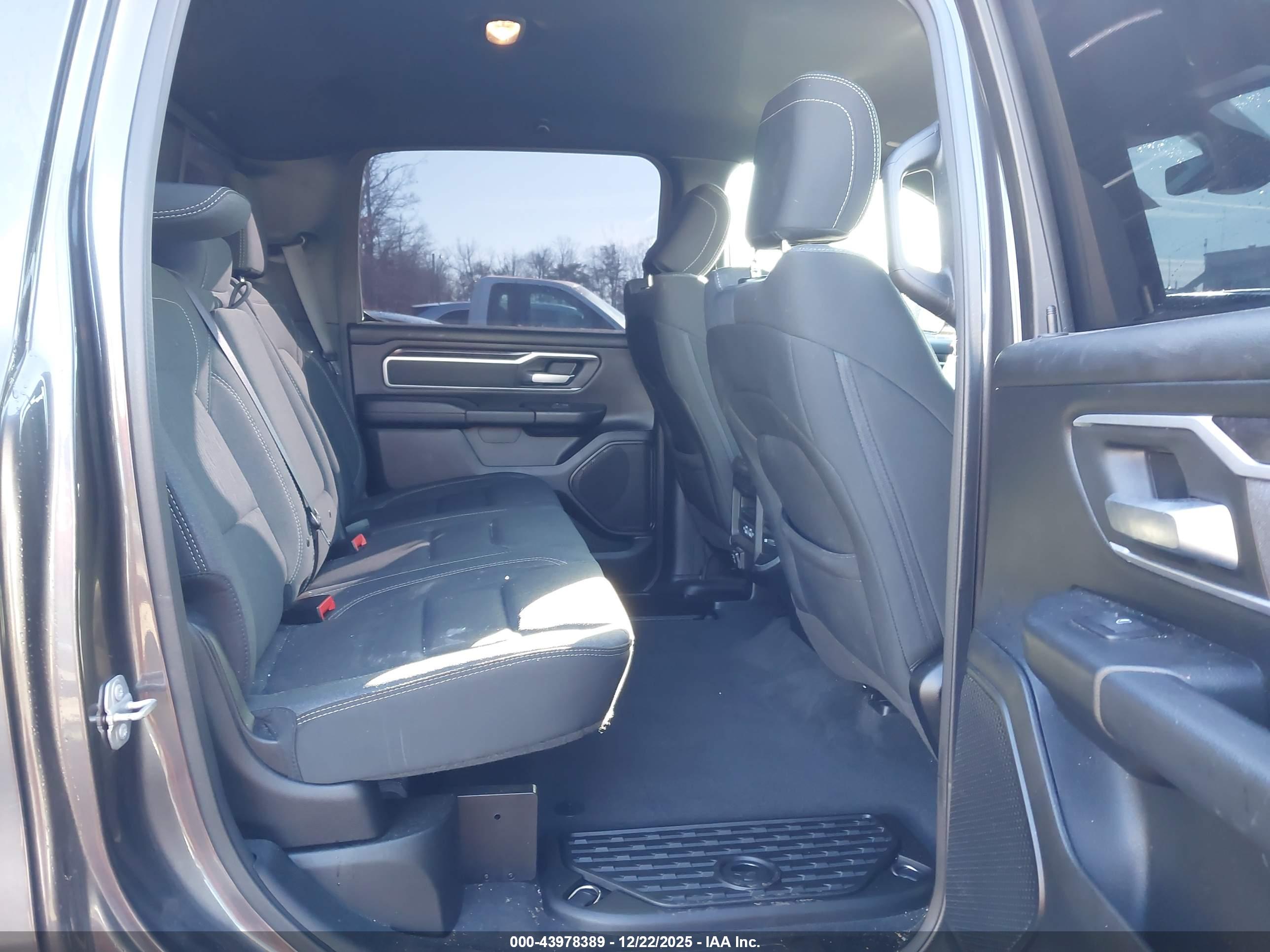 RAM 1500 image 8