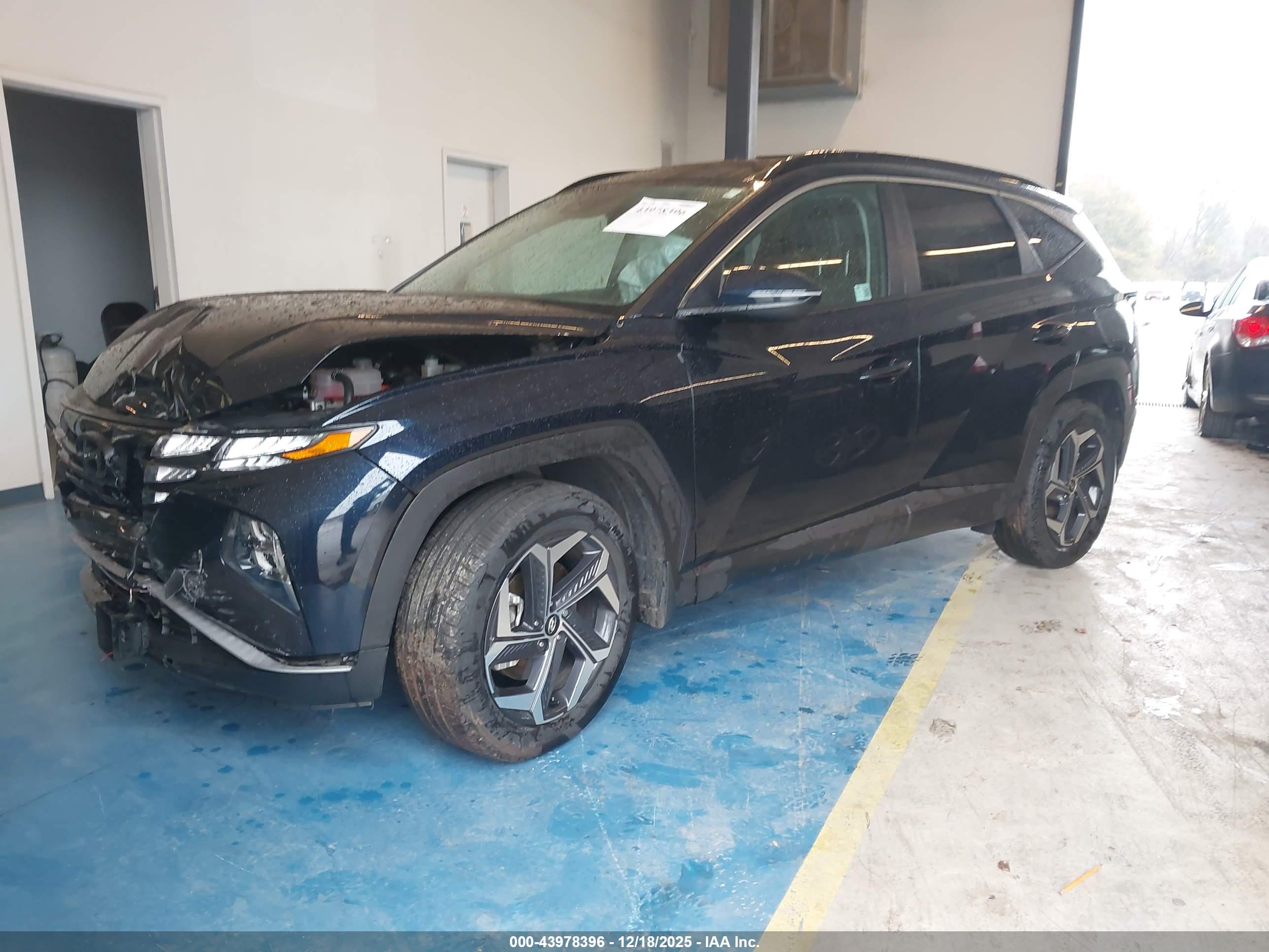 HYUNDAI TUCSON image 2