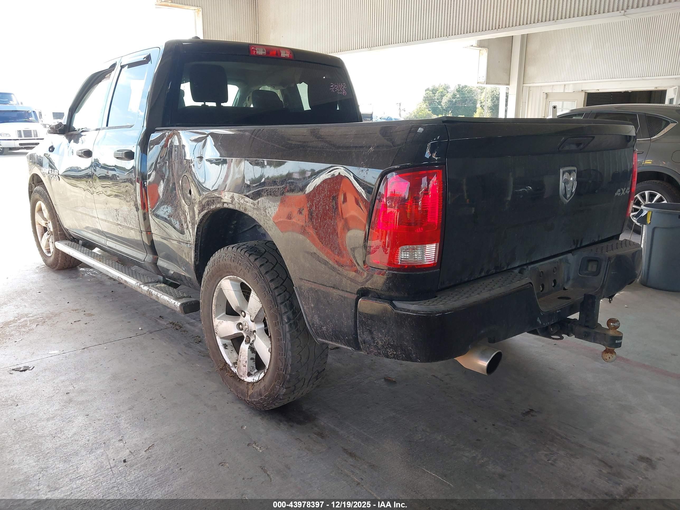 RAM 1500 image 3