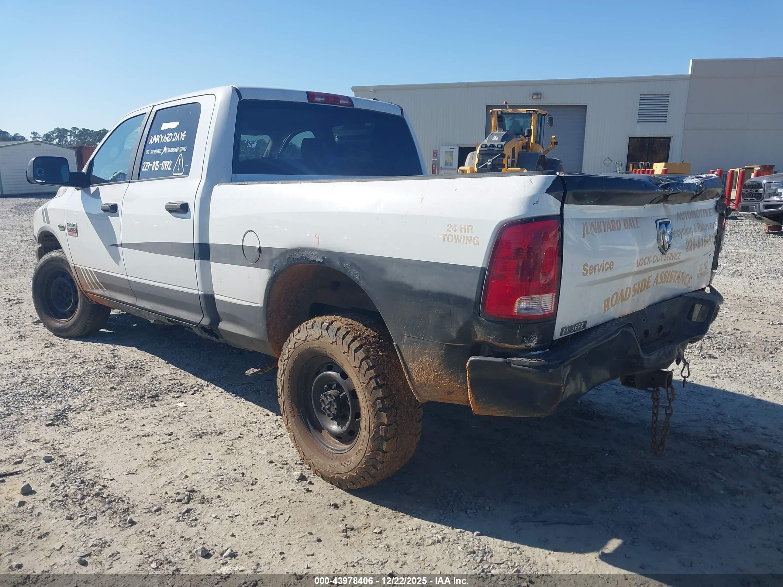 RAM 2500 image 3